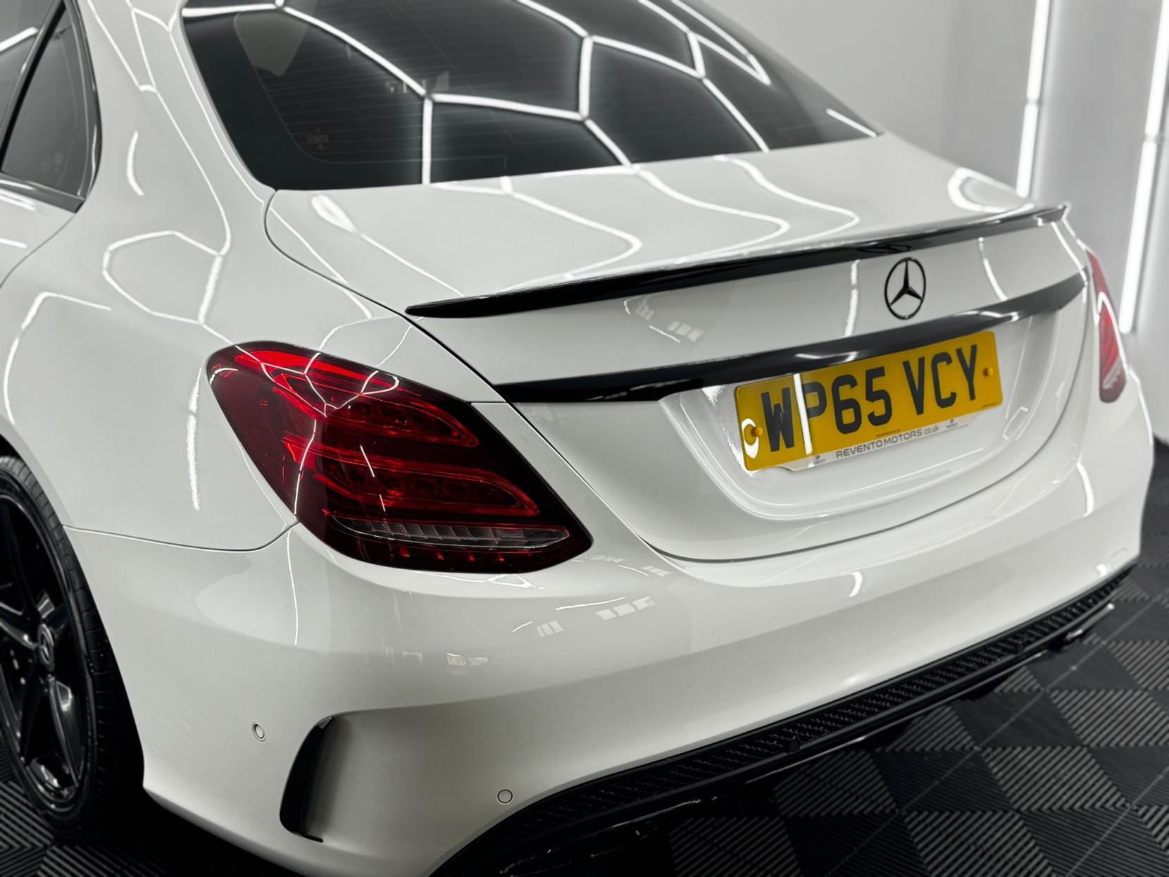 Mercedes-Benz C Class 2.1 C220d AMG Line (Premium) Saloon 4dr Diesel 7G-Tronic+ Euro 6 (s/s) (170 ps)