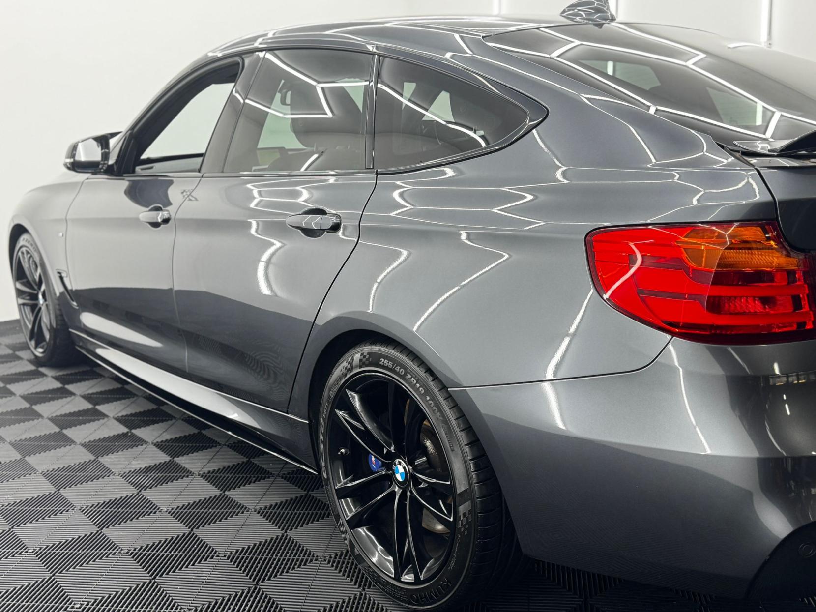 BMW 3 Series Gran Turismo 3.0 330d M Sport GT 5dr Diesel Auto Euro 6 (s/s) (258 ps)