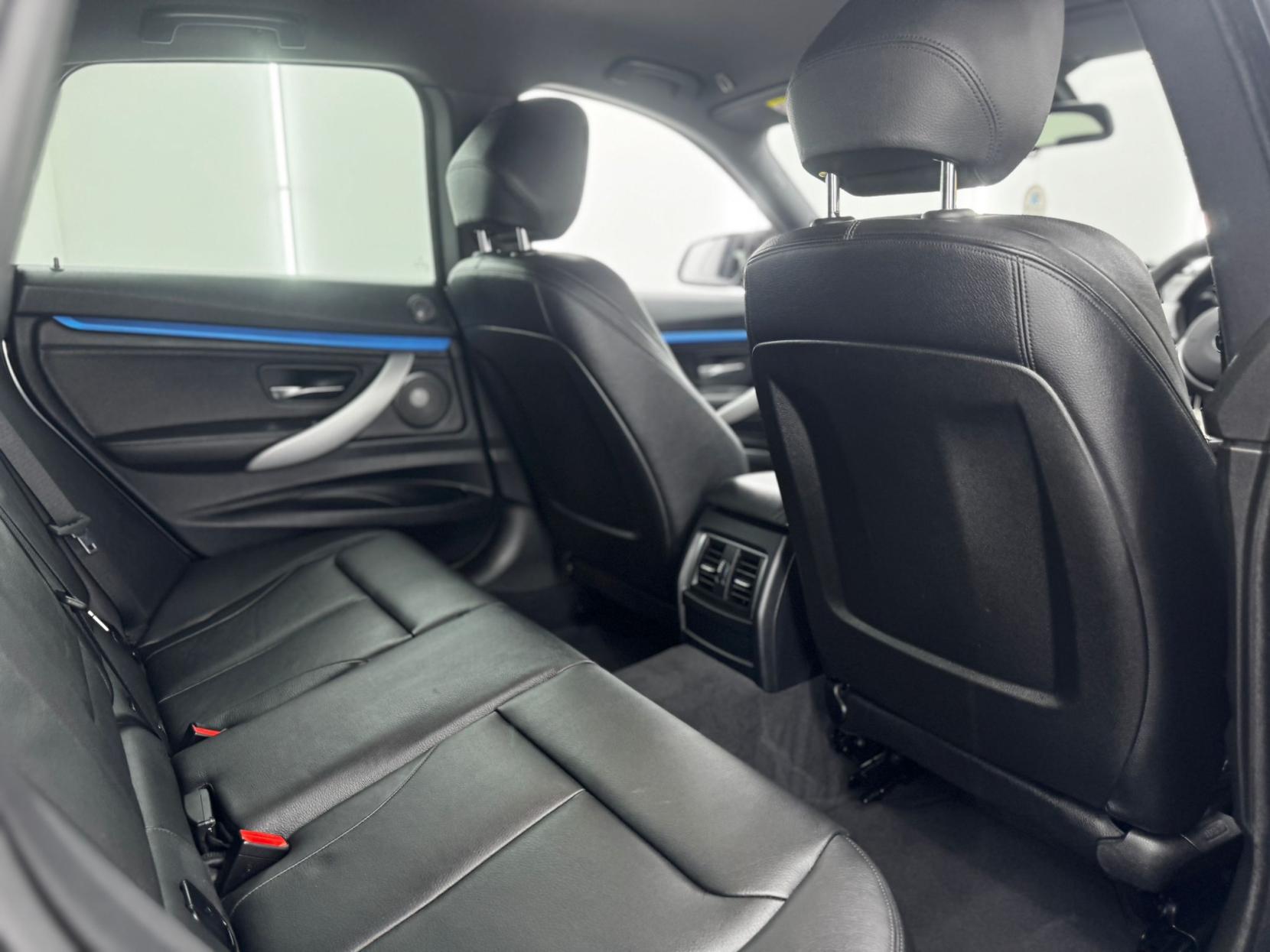 BMW 3 Series Gran Turismo 3.0 330d M Sport GT 5dr Diesel Auto Euro 6 (s/s) (258 ps)