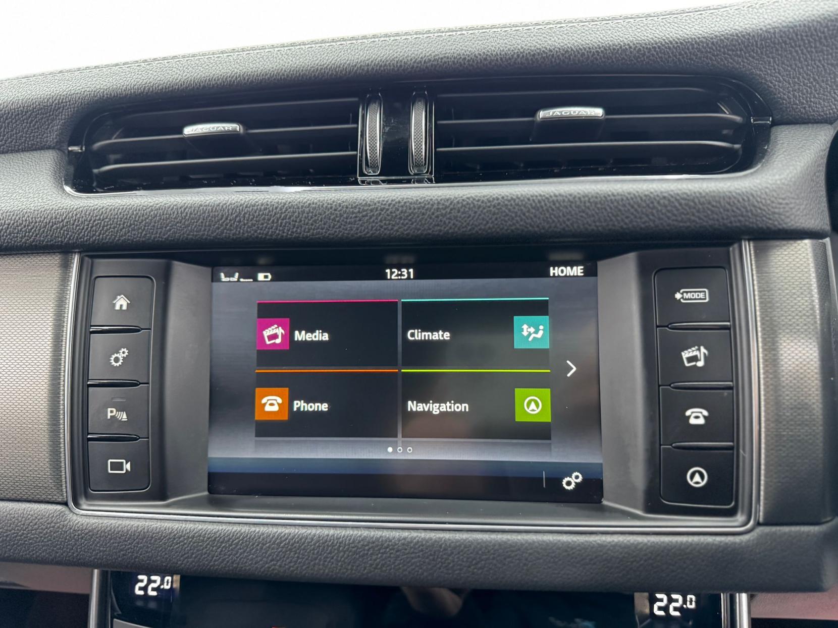 Jaguar XF 3.0d V6 S Saloon 4dr Diesel Auto Euro 6 (s/s) (300 ps)