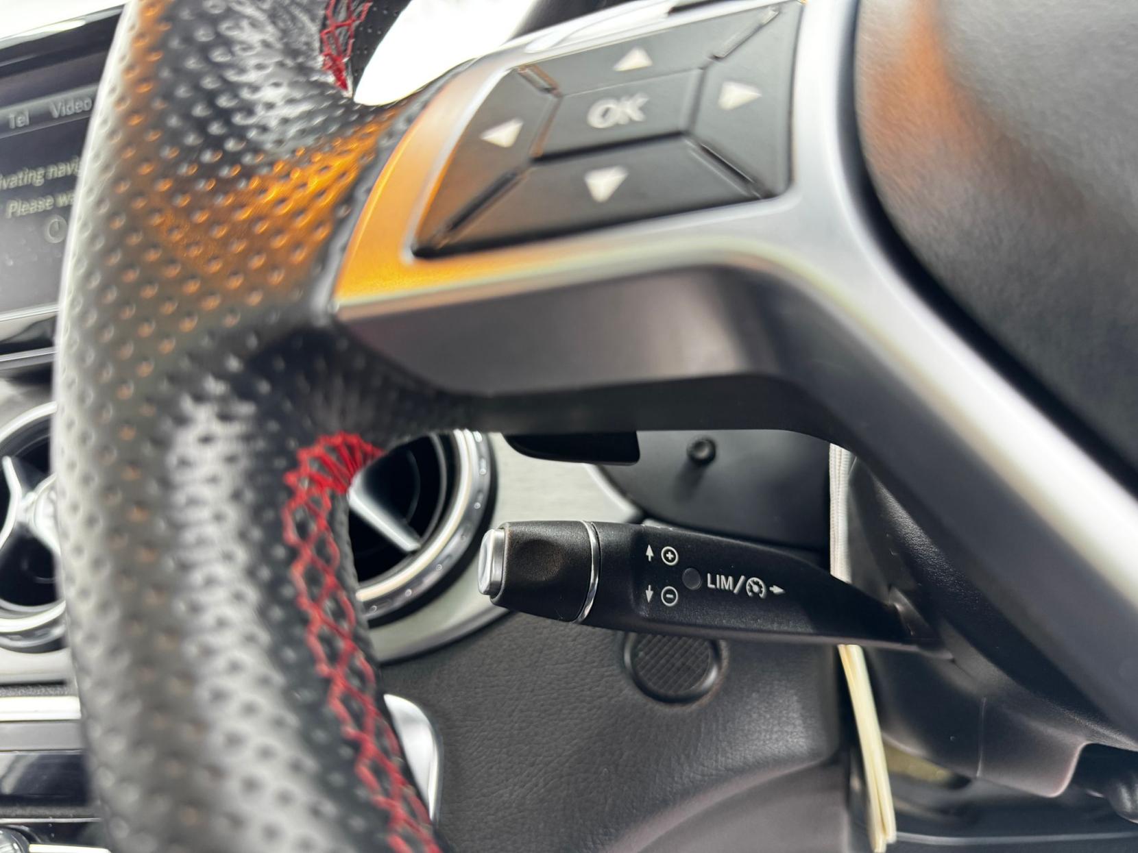 Mercedes-Benz GLA 2.1 GLA220d AMG Line (Premium Plus) SUV 5dr Diesel 7G-DCT 4MATIC Euro 6 (s/s) (170 ps)