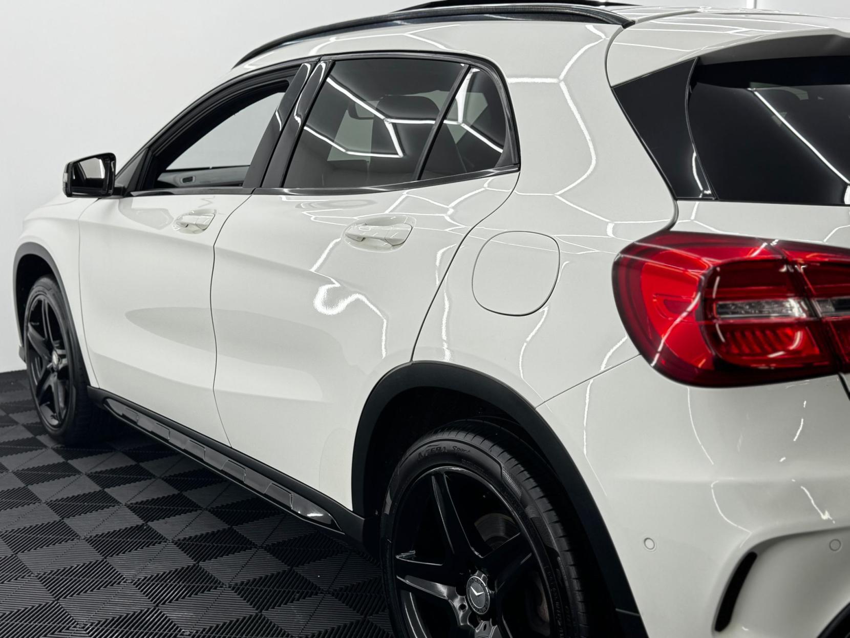 Mercedes-Benz GLA 2.1 GLA220d AMG Line (Premium Plus) SUV 5dr Diesel 7G-DCT 4MATIC Euro 6 (s/s) (170 ps)