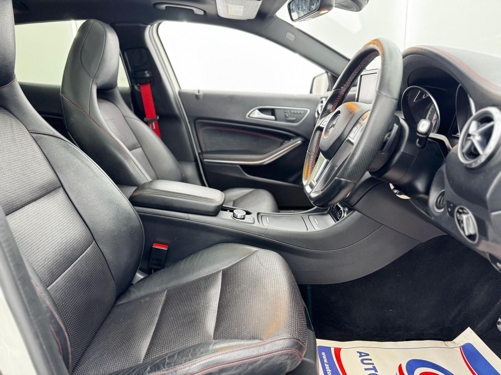 Mercedes-Benz GLA 2.1 GLA220d AMG Line (Premium Plus) SUV 5dr Diesel 7G-DCT 4MATIC Euro 6 (s/s) (170 ps)