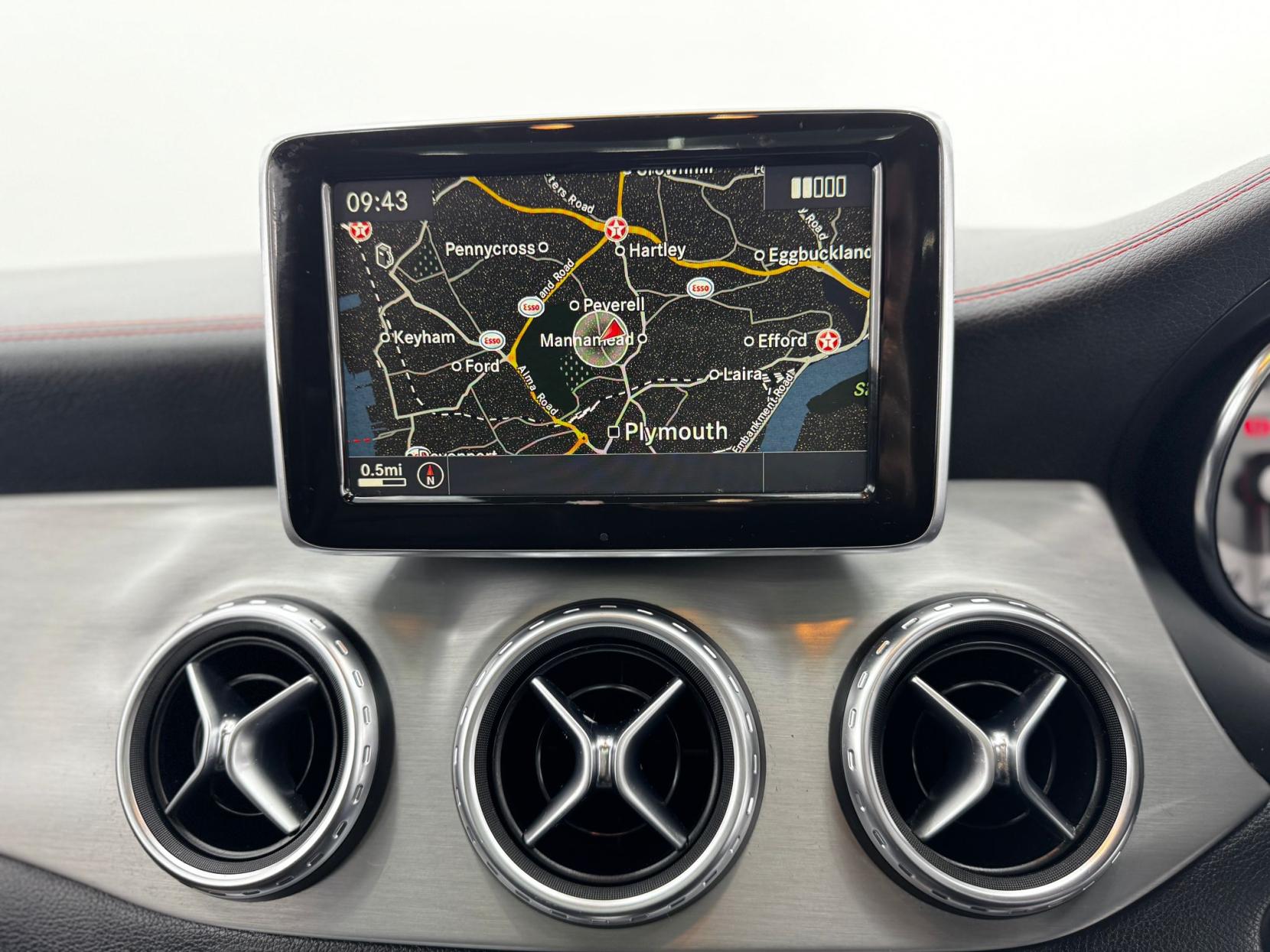 Mercedes-Benz GLA 2.1 GLA220d AMG Line (Premium Plus) SUV 5dr Diesel 7G-DCT 4MATIC Euro 6 (s/s) (170 ps)