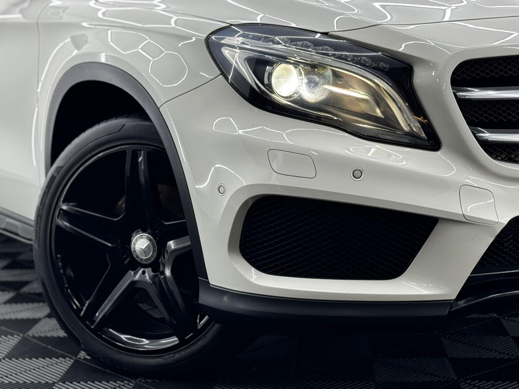 Mercedes-Benz GLA 2.1 GLA220d AMG Line (Premium Plus) SUV 5dr Diesel 7G-DCT 4MATIC Euro 6 (s/s) (170 ps)