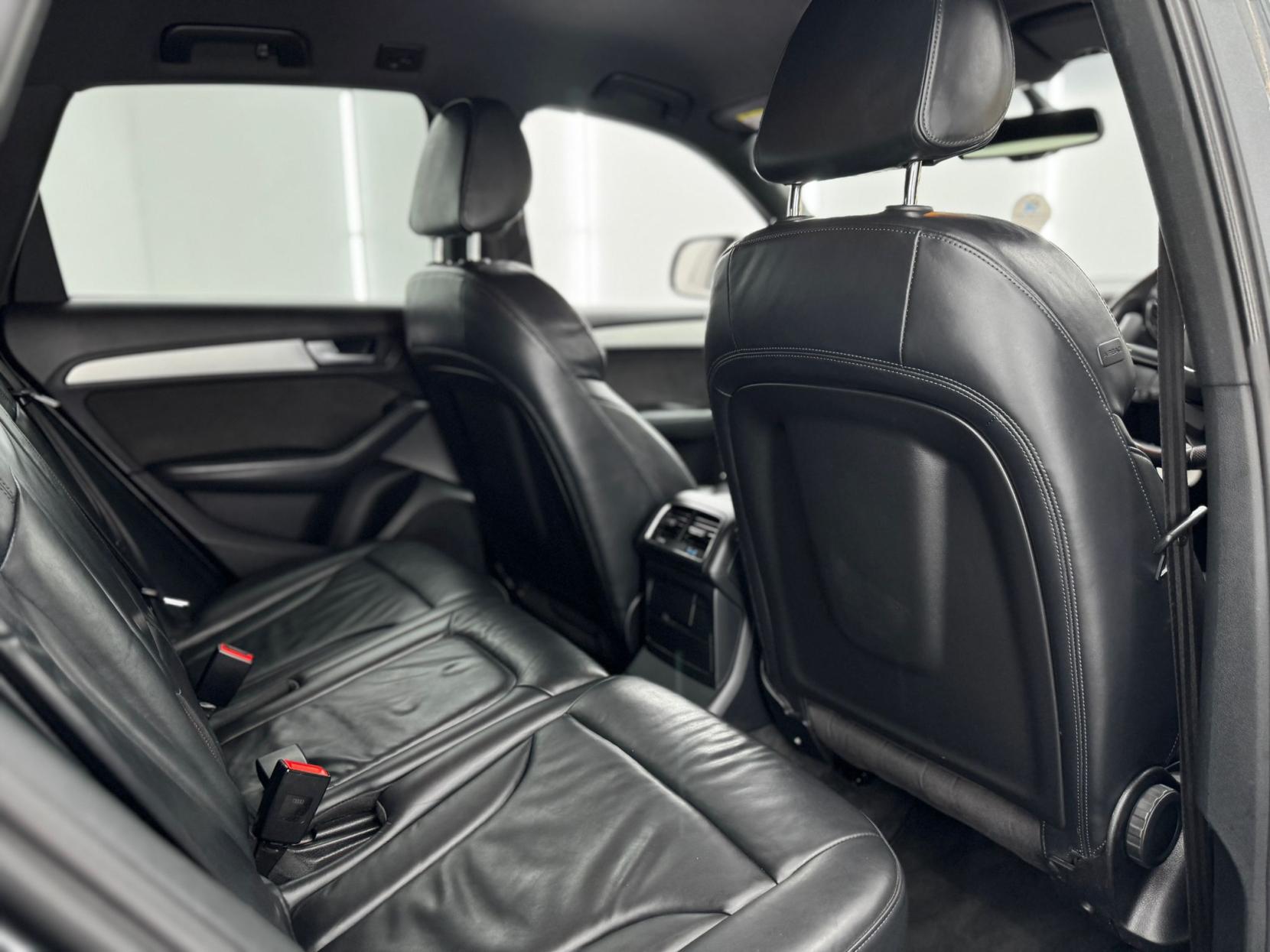 Audi Q5 2.0 TDI S line Plus SUV 5dr Diesel S Tronic quattro Euro 6 (s/s) (190 ps)