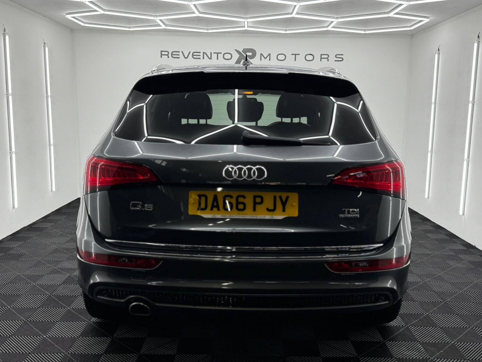 Audi Q5 2.0 TDI S line Plus SUV 5dr Diesel S Tronic quattro Euro 6 (s/s) (190 ps)