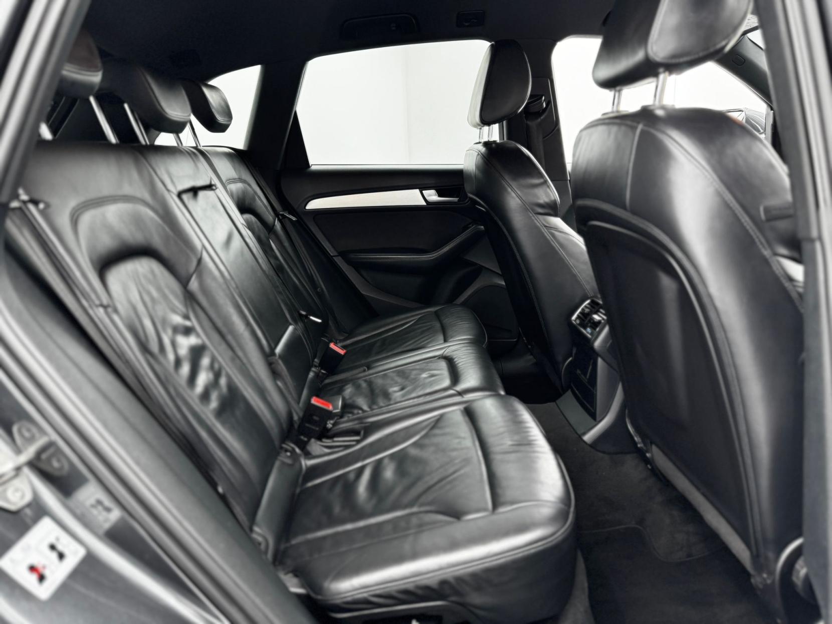 Audi Q5 2.0 TDI S line Plus SUV 5dr Diesel S Tronic quattro Euro 6 (s/s) (190 ps)