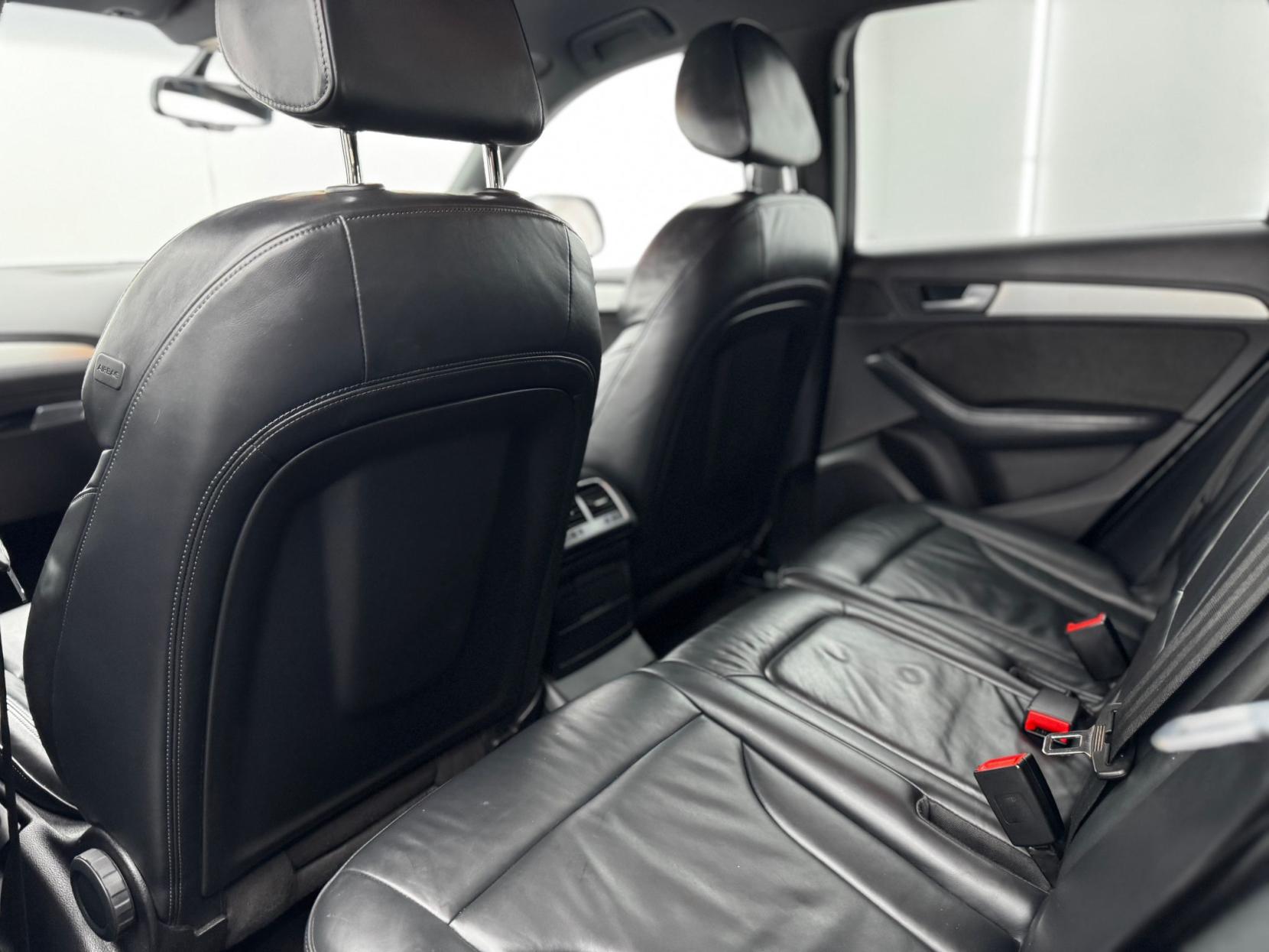 Audi Q5 2.0 TDI S line Plus SUV 5dr Diesel S Tronic quattro Euro 6 (s/s) (190 ps)