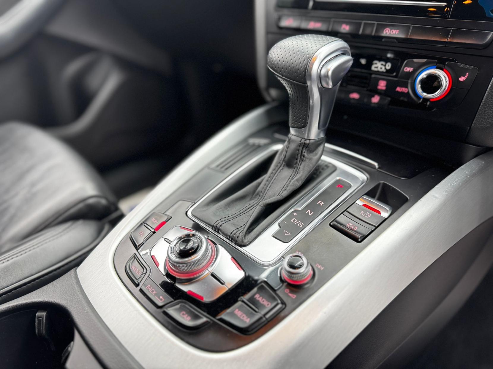 Audi Q5 2.0 TDI S line Plus SUV 5dr Diesel S Tronic quattro Euro 6 (s/s) (190 ps)