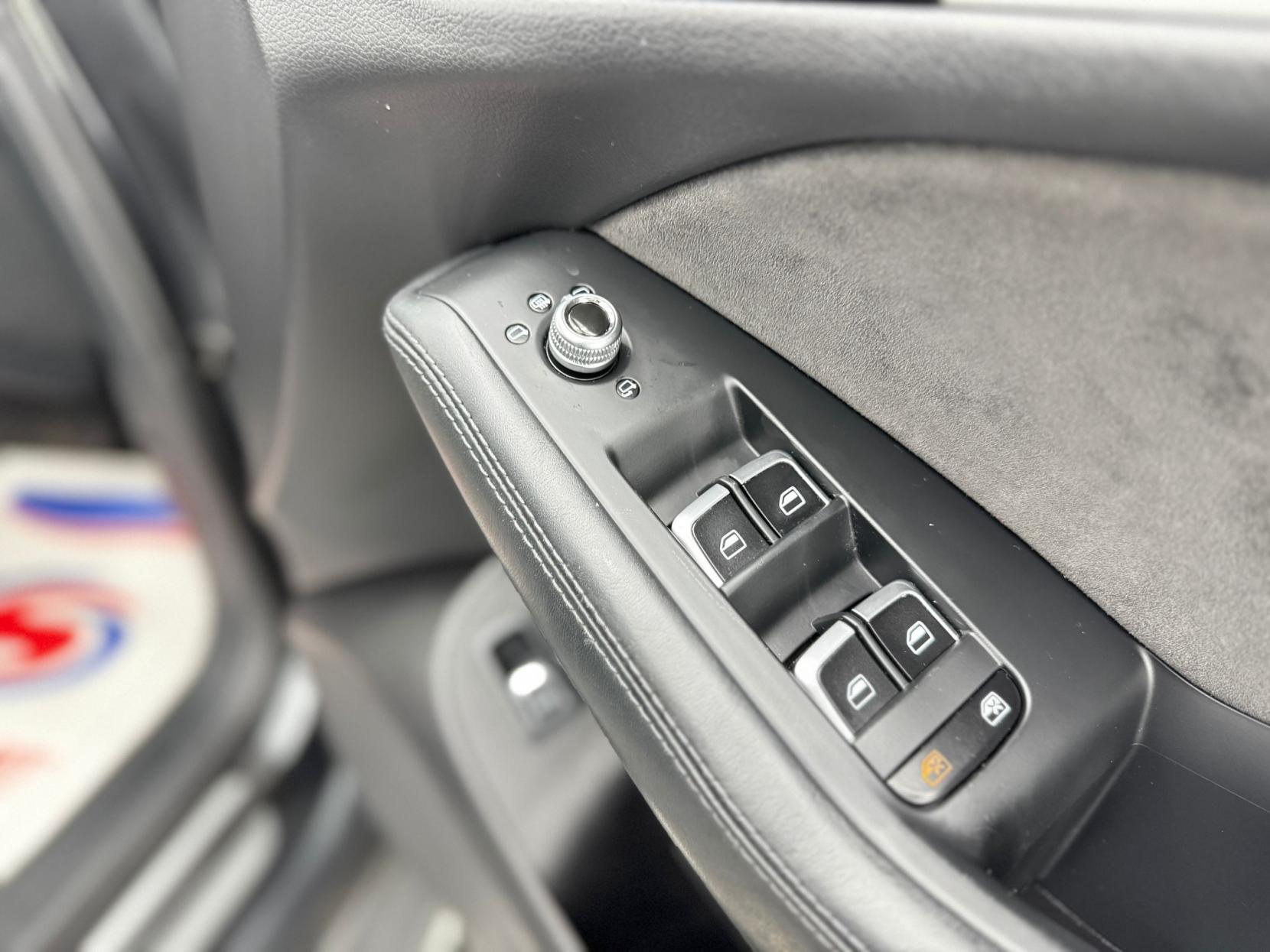 Audi Q5 2.0 TDI S line Plus SUV 5dr Diesel S Tronic quattro Euro 6 (s/s) (190 ps)