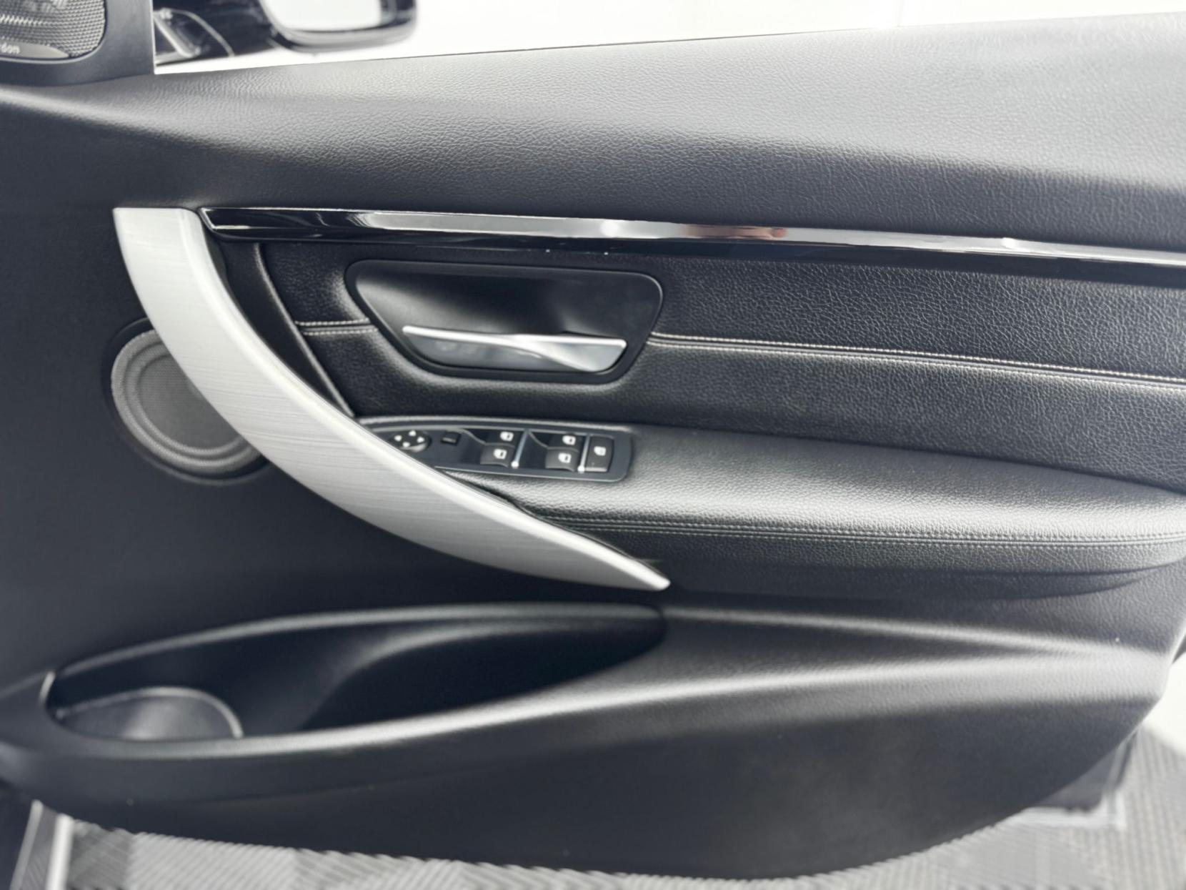 BMW 3 Series 2.0 320d M Sport Touring 5dr Diesel Auto xDrive Euro 6 (s/s) (190 ps)