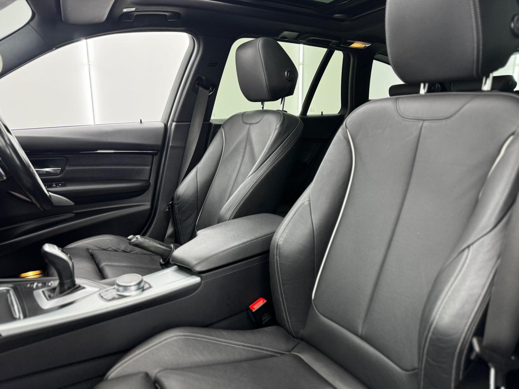 BMW 3 Series 2.0 320d M Sport Touring 5dr Diesel Auto xDrive Euro 6 (s/s) (190 ps)