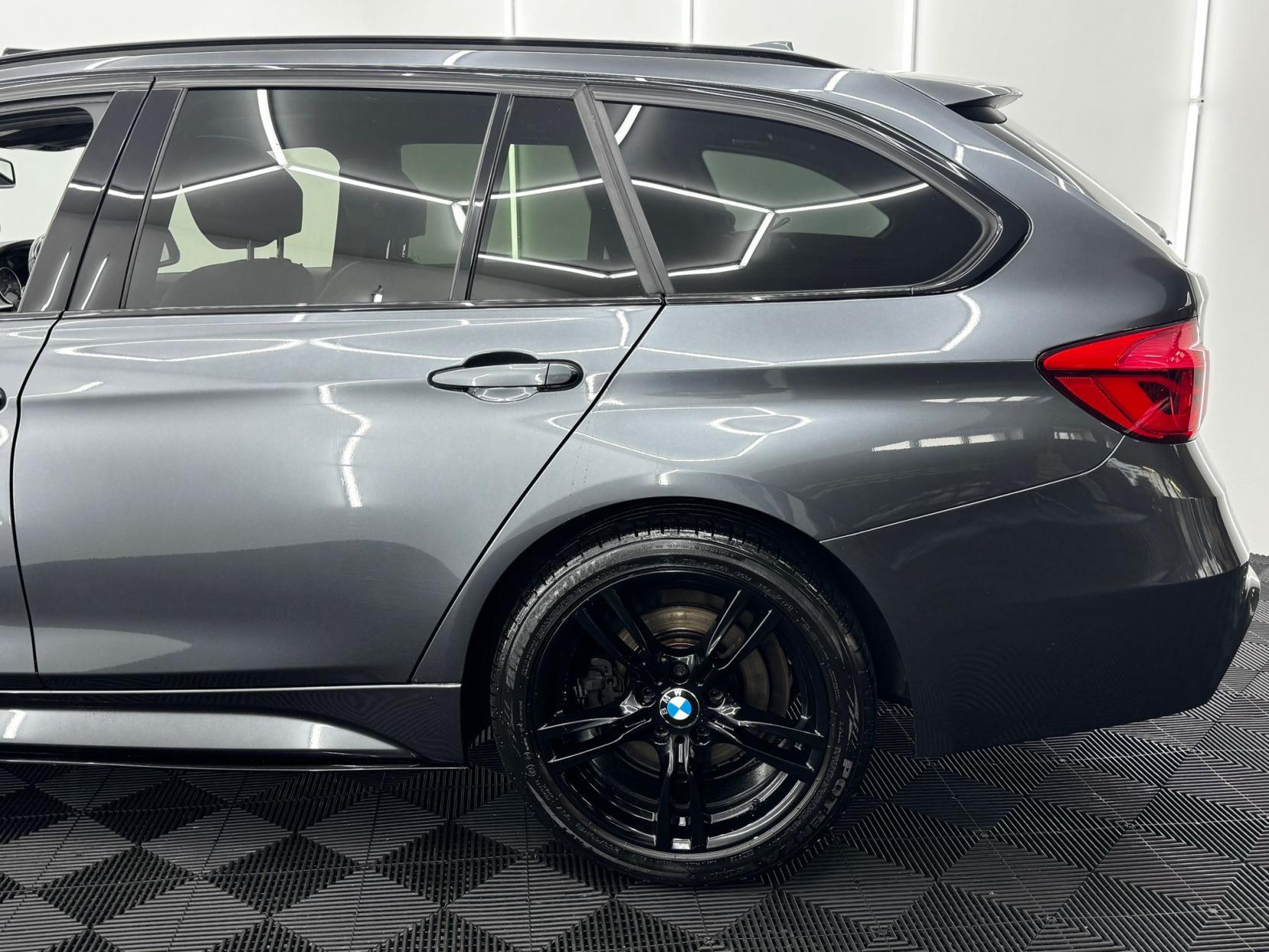 BMW 3 Series 2.0 320d M Sport Touring 5dr Diesel Auto xDrive Euro 6 (s/s) (190 ps)