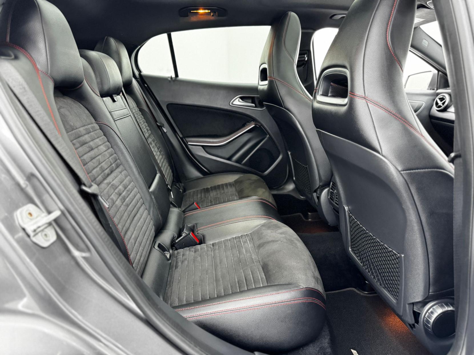 Mercedes-Benz GLA 2.1 GLA220 CDI AMG Line SUV 5dr Diesel 7G-DCT 4MATIC Euro 6 (s/s) (170 ps)