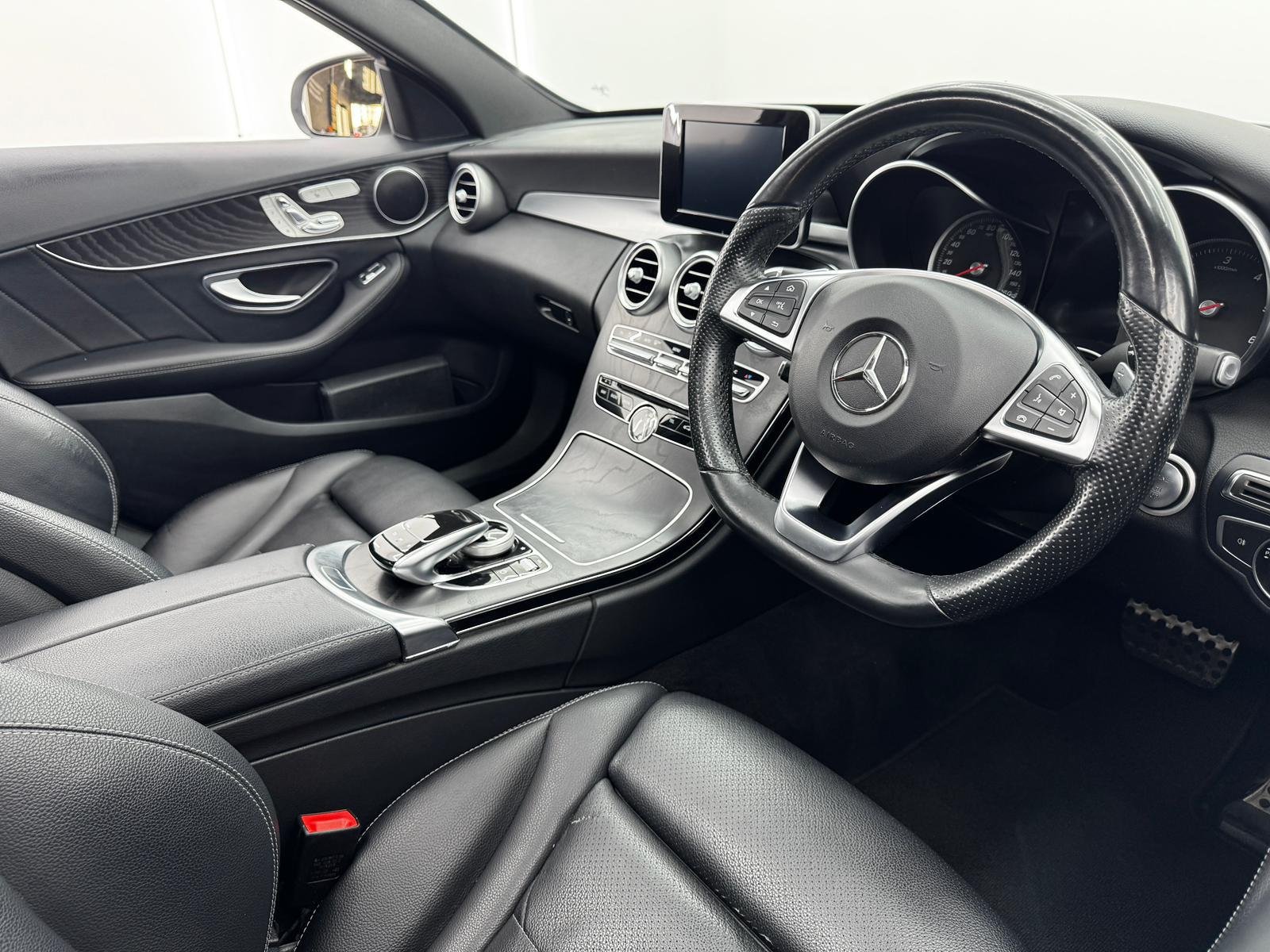 Mercedes-Benz C Class 2.1 C220d AMG Line (Premium) Estate 5dr Diesel 7G-Tronic+ Euro 6 (s/s) (170 ps)