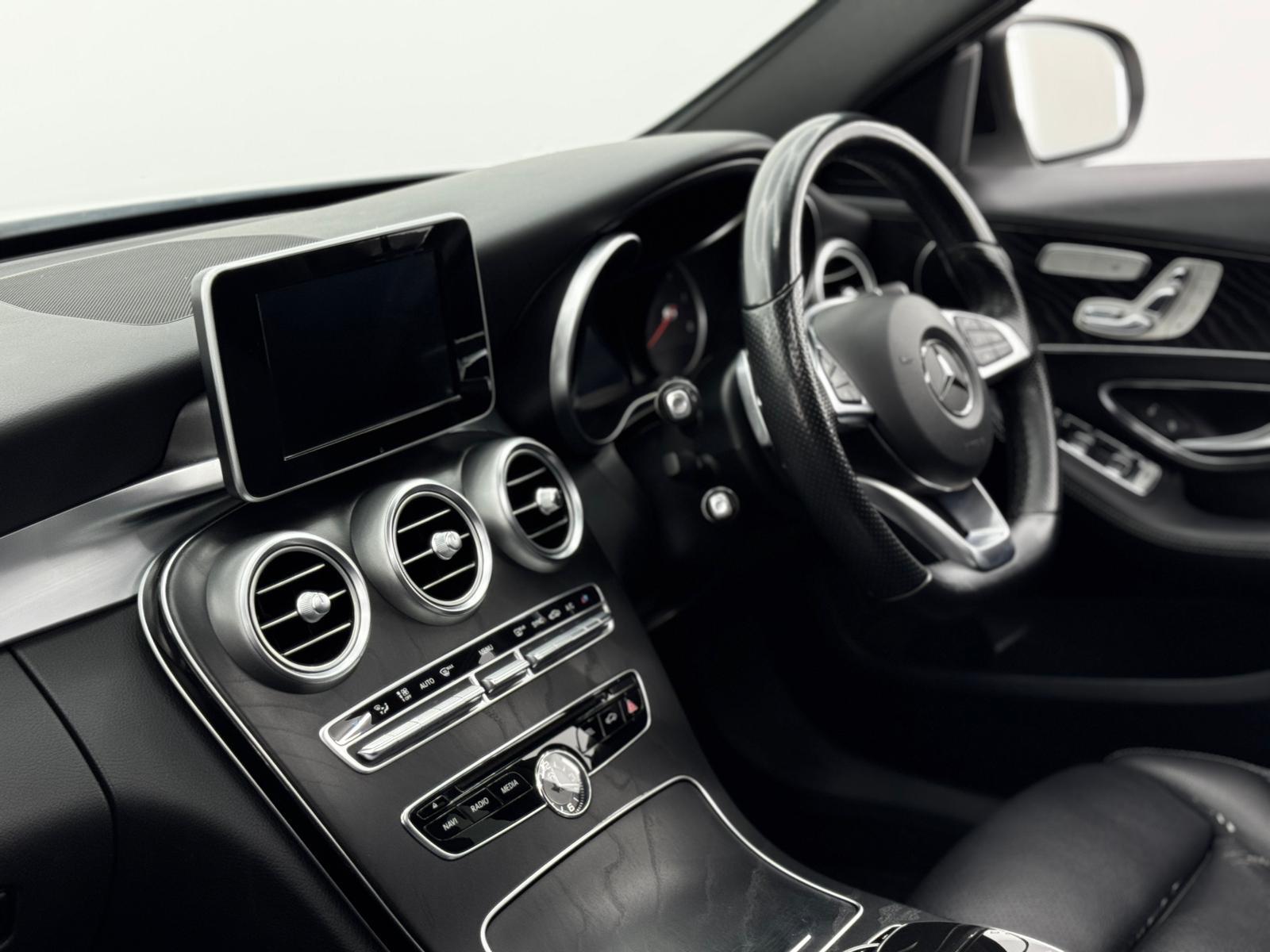 Mercedes-Benz C Class 2.1 C220d AMG Line (Premium) Estate 5dr Diesel 7G-Tronic+ Euro 6 (s/s) (170 ps)