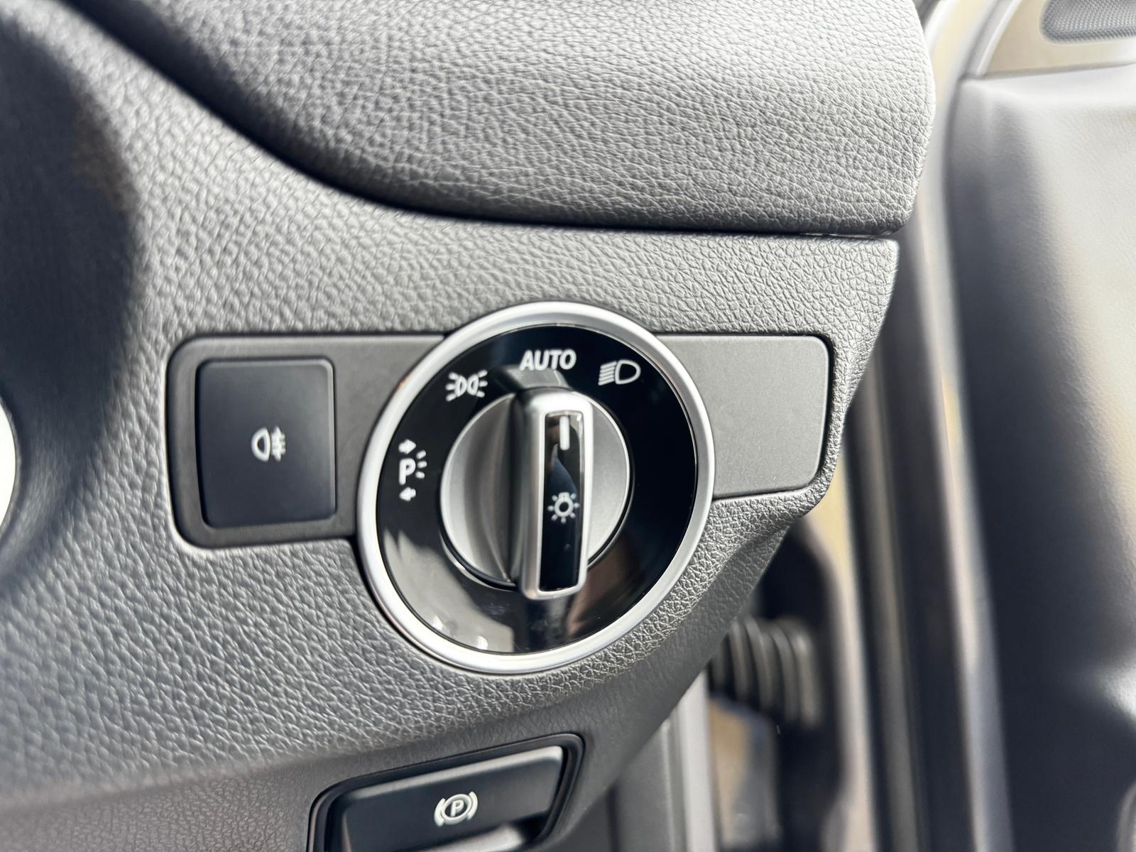 Mercedes-Benz GLA 2.1 GLA220d AMG Line (Premium) SUV 5dr Diesel 7G-DCT 4MATIC Euro 6 (s/s) (177 ps)