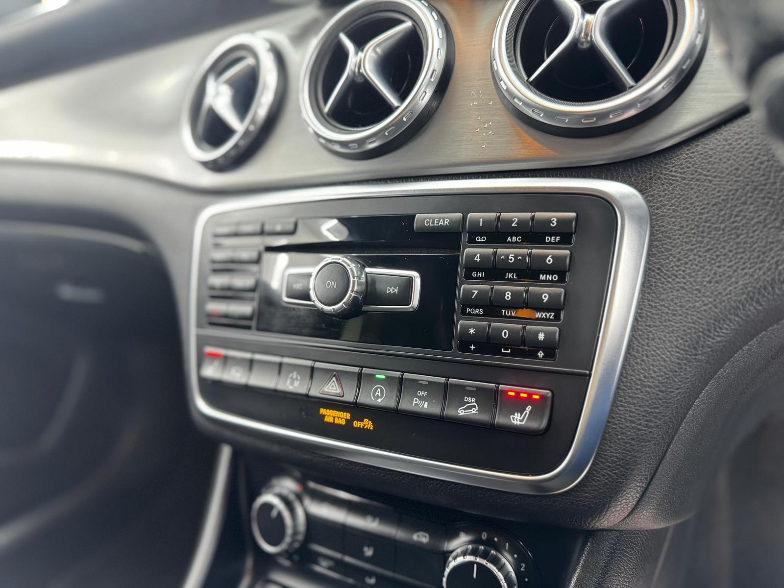 Mercedes-Benz GLA 2.1 GLA220d AMG Line (Premium) SUV 5dr Diesel 7G-DCT 4MATIC Euro 6 (s/s) (177 ps)