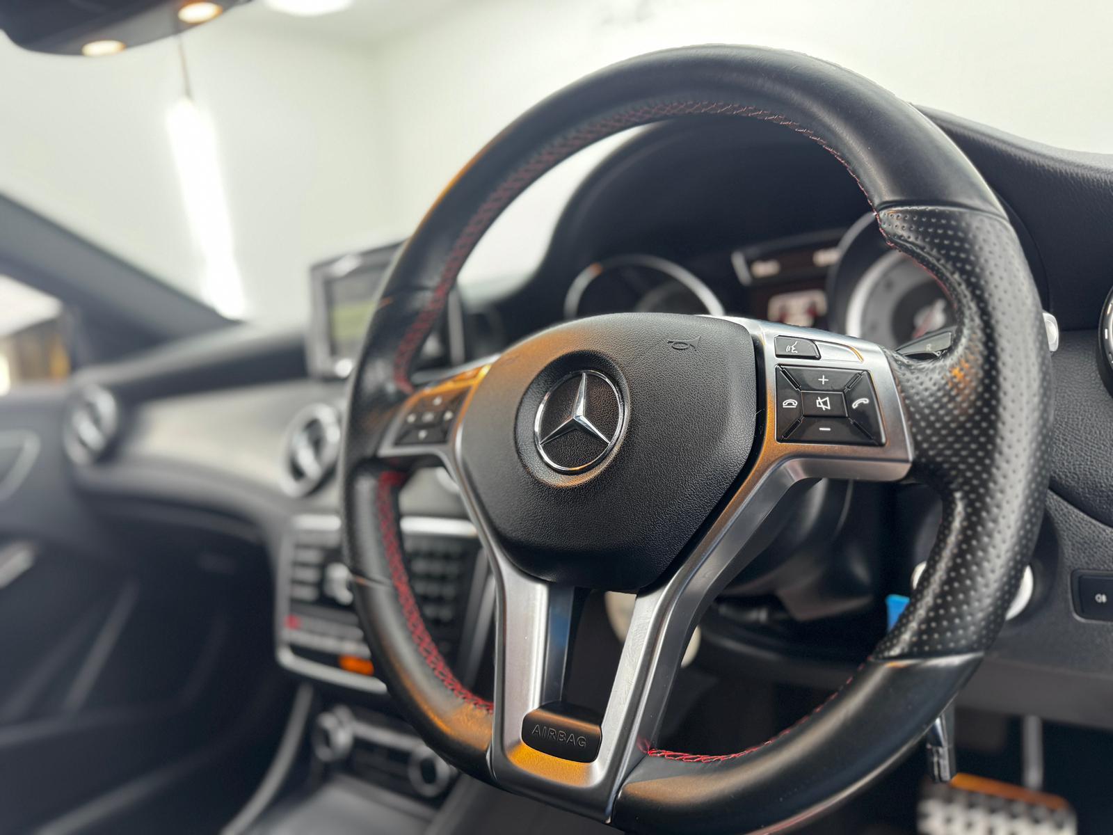 Mercedes-Benz GLA 2.1 GLA220d AMG Line (Premium) SUV 5dr Diesel 7G-DCT 4MATIC Euro 6 (s/s) (177 ps)