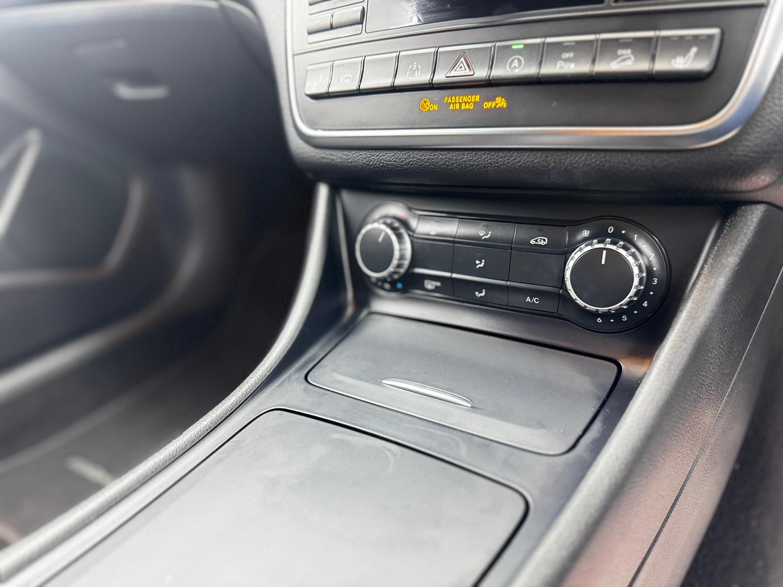 Mercedes-Benz GLA 2.1 GLA220d AMG Line (Premium) SUV 5dr Diesel 7G-DCT 4MATIC Euro 6 (s/s) (177 ps)