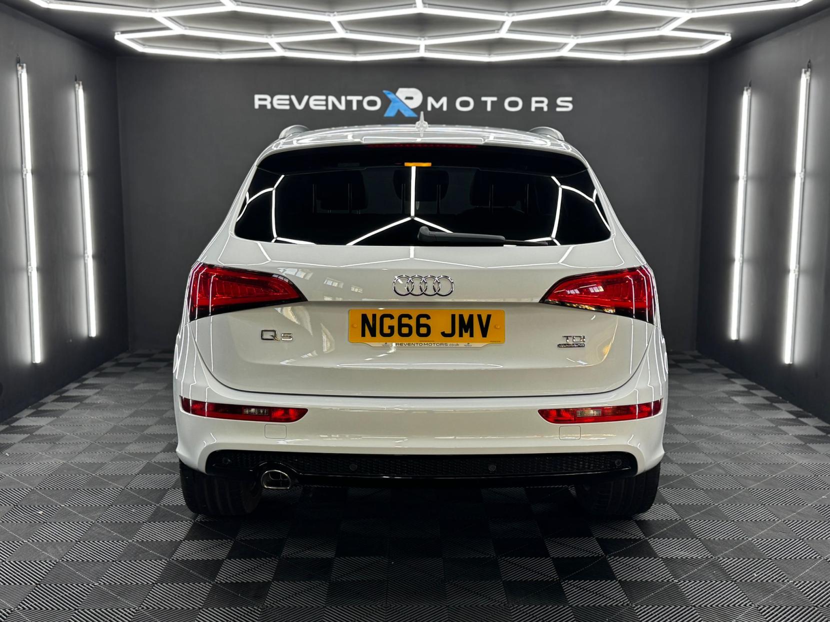 Audi Q5 2.0 TDI S line Plus SUV 5dr Diesel S Tronic quattro Euro 6 (s/s) (190 ps)