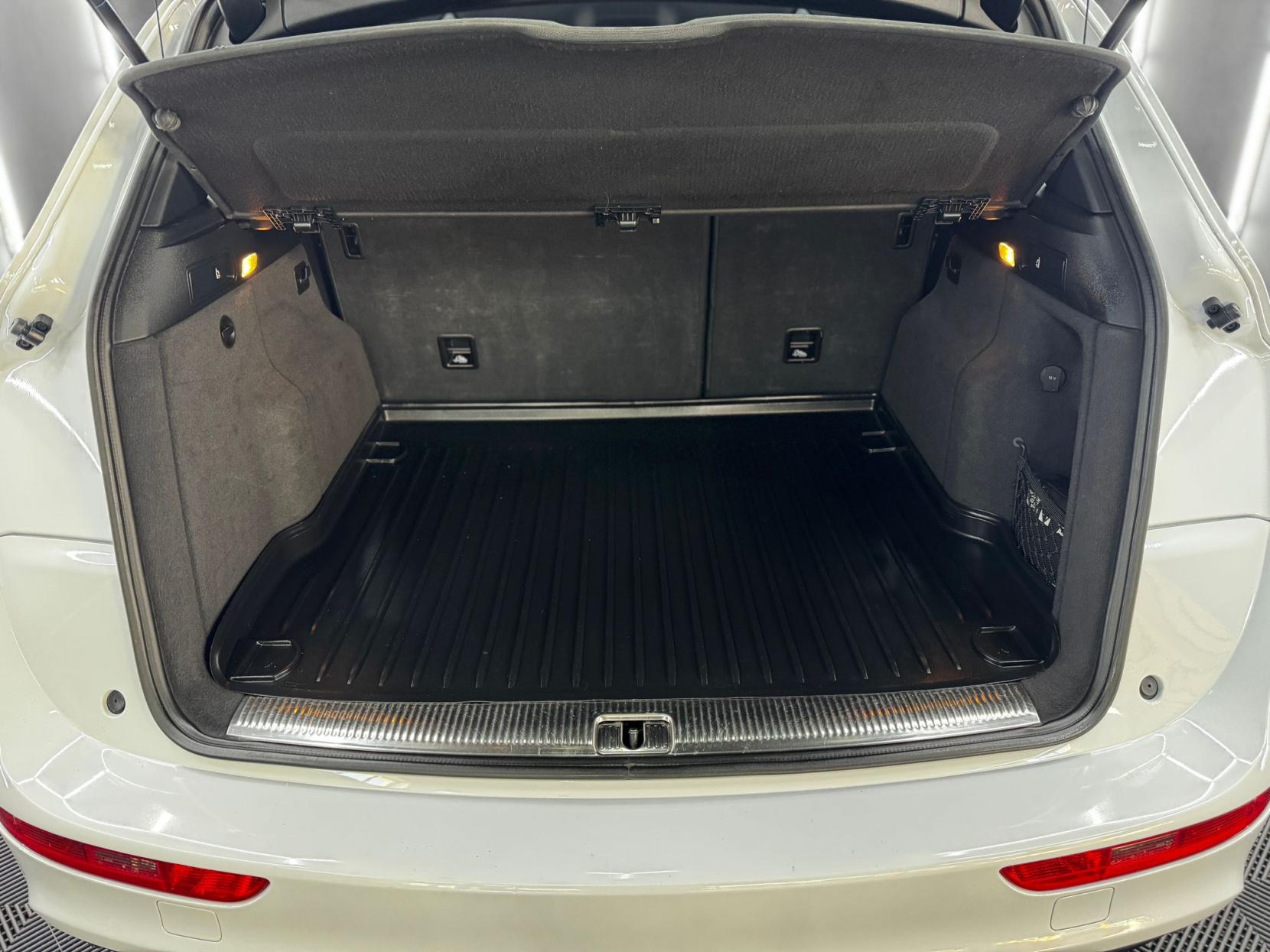 Audi Q5 2.0 TDI S line Plus SUV 5dr Diesel S Tronic quattro Euro 6 (s/s) (190 ps)