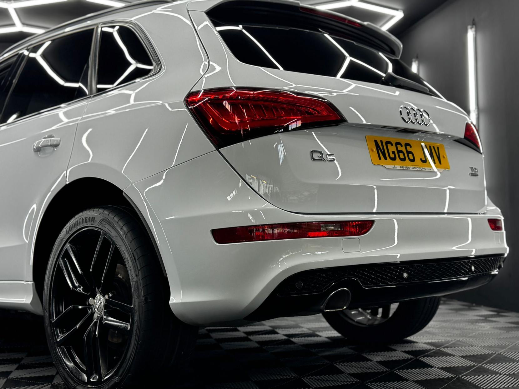 Audi Q5 2.0 TDI S line Plus SUV 5dr Diesel S Tronic quattro Euro 6 (s/s) (190 ps)