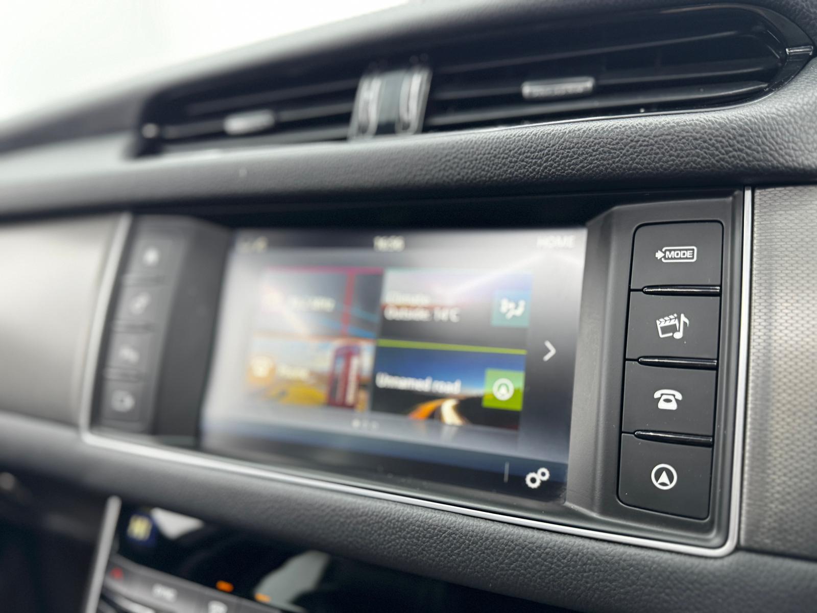 Jaguar XF 3.0d V6 S Saloon 4dr Diesel Auto Euro 6 (s/s) (300 ps)