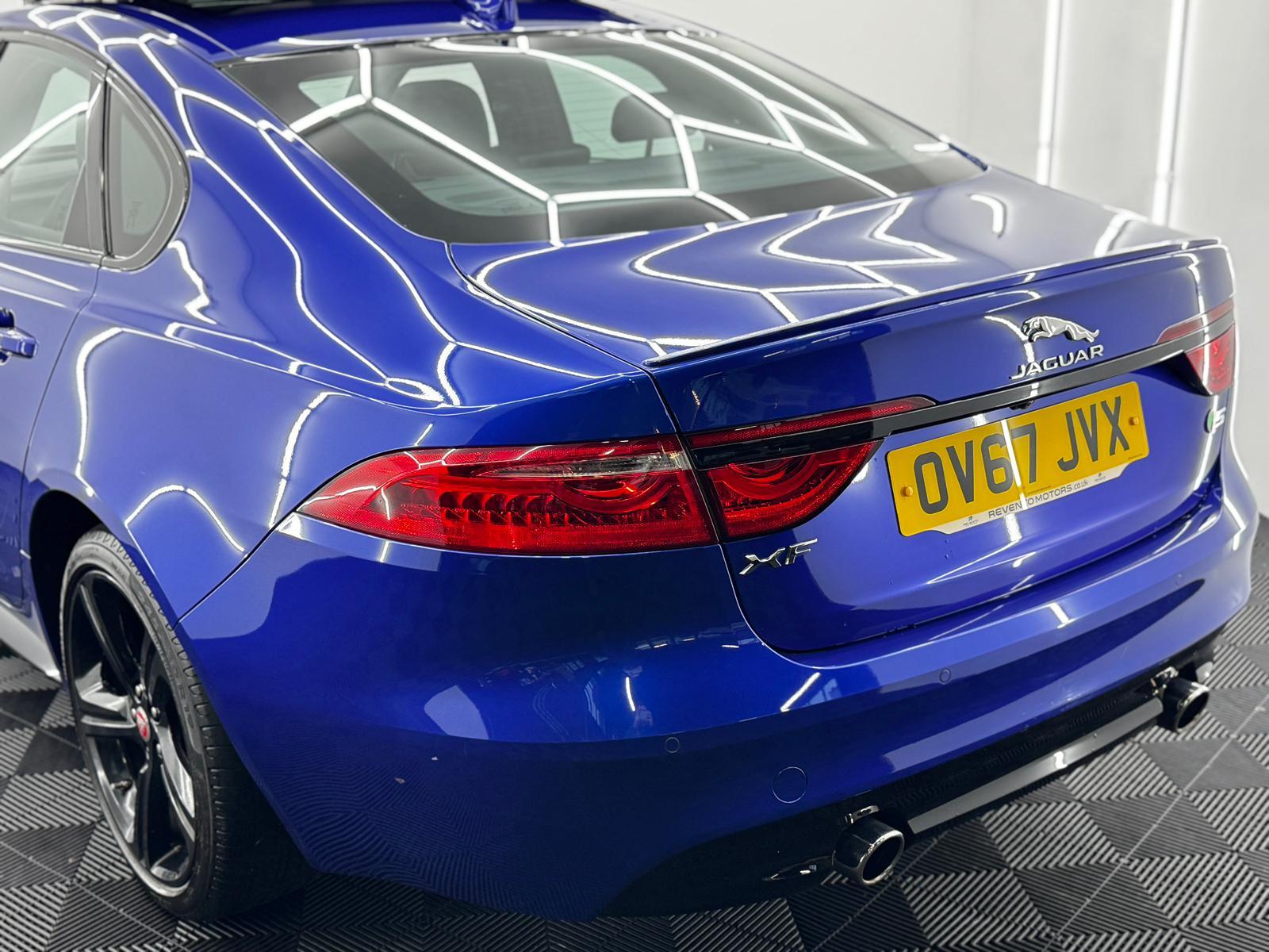 Jaguar XF 3.0d V6 S Saloon 4dr Diesel Auto Euro 6 (s/s) (300 ps)