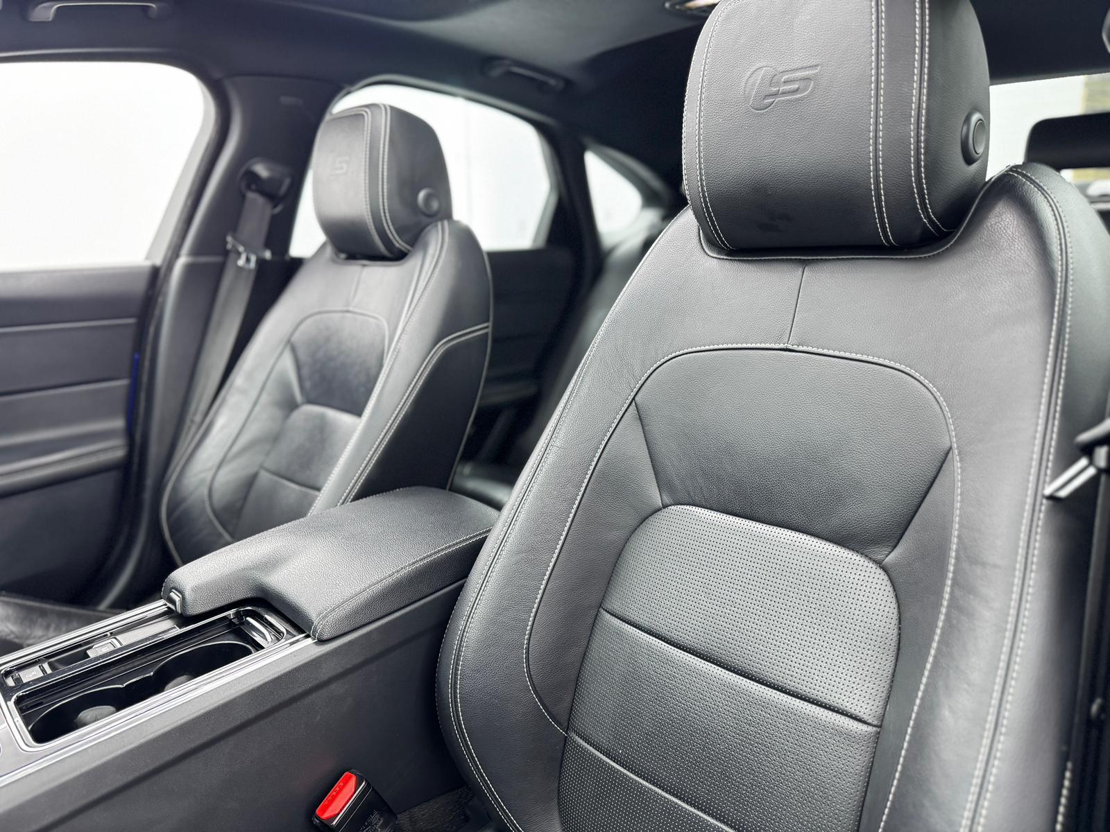 Jaguar XF 3.0d V6 S Saloon 4dr Diesel Auto Euro 6 (s/s) (300 ps)