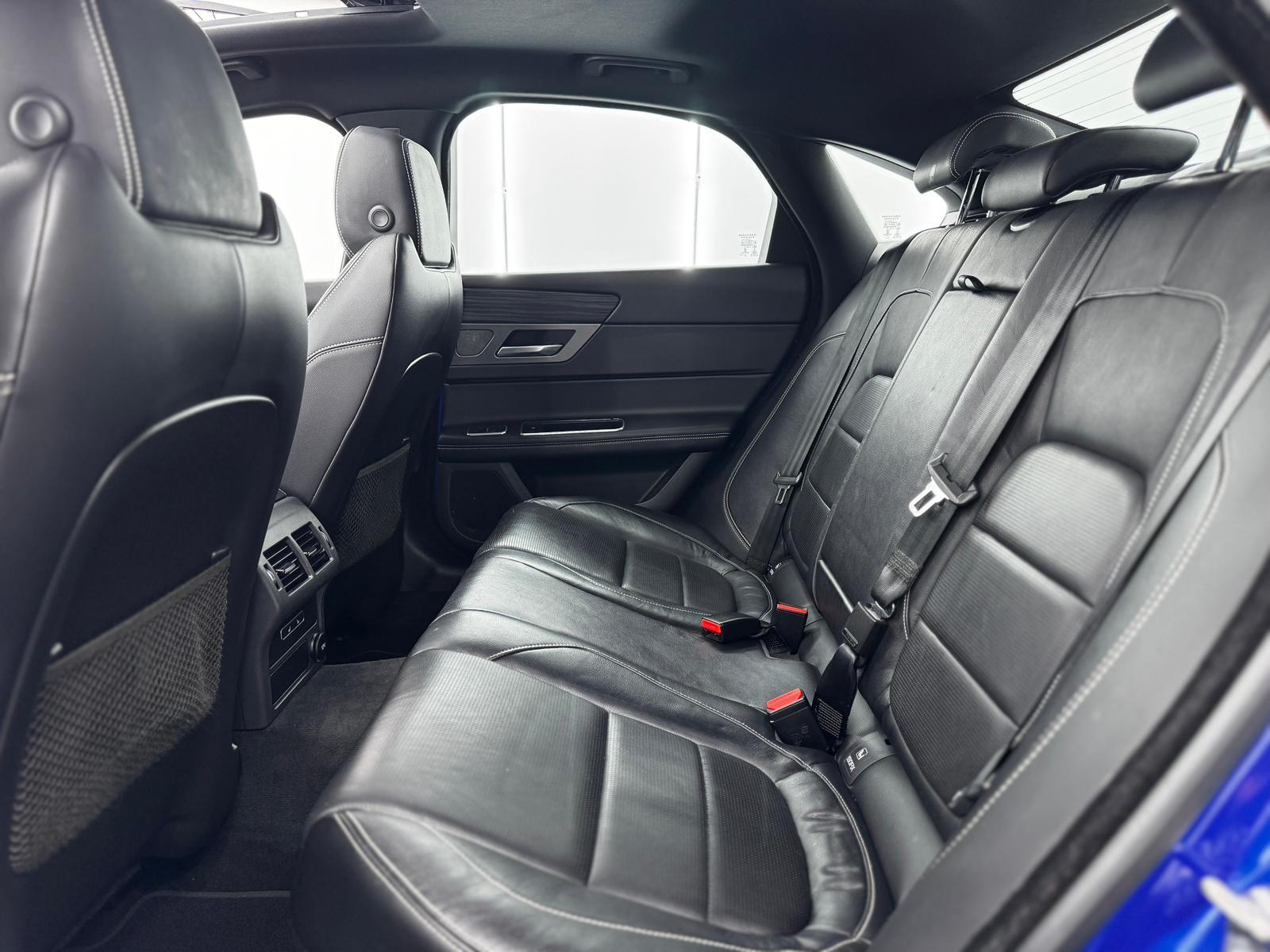 Jaguar XF 3.0d V6 S Saloon 4dr Diesel Auto Euro 6 (s/s) (300 ps)