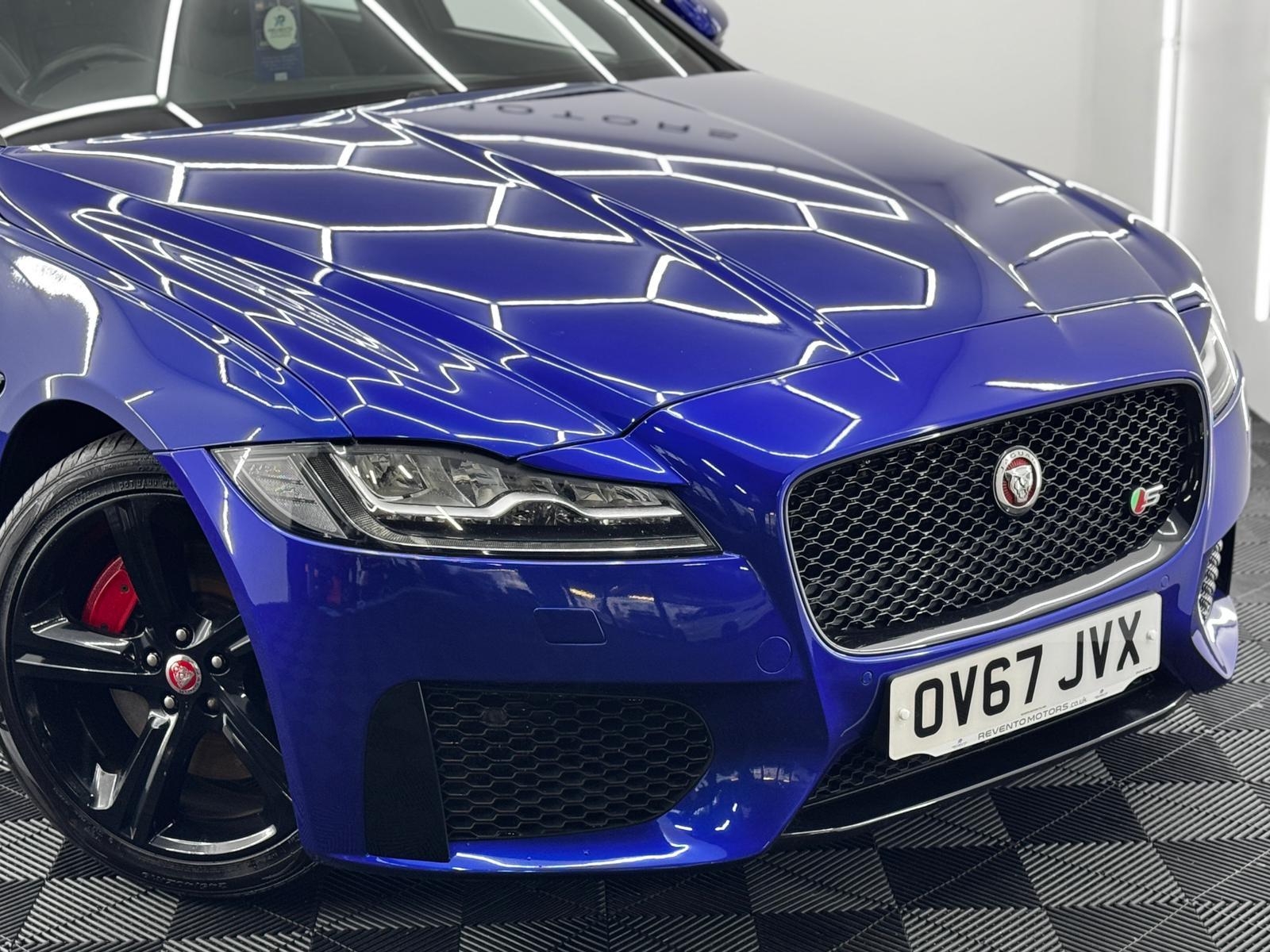 Jaguar XF 3.0d V6 S Saloon 4dr Diesel Auto Euro 6 (s/s) (300 ps)