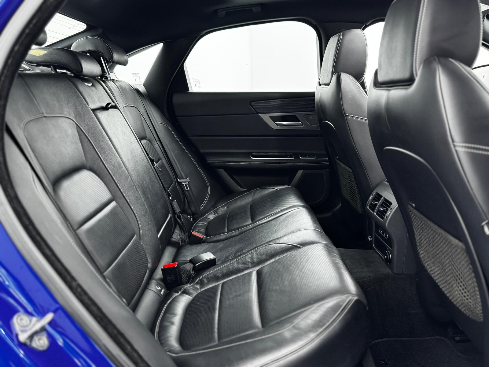 Jaguar XF 3.0d V6 S Saloon 4dr Diesel Auto Euro 6 (s/s) (300 ps)