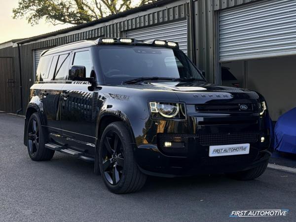 Land Rover Defender 110 3.0 D250 MHEV X-Dynamic HSE SUV 5dr Diesel Auto 4WD Euro 6 (s/s) (250 ps)