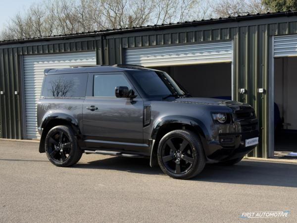 Land Rover Defender 90 3.0 D250 MHEV X-Dynamic HSE SUV 3dr Diesel Auto 4WD Euro 6 (s/s) (250 ps)