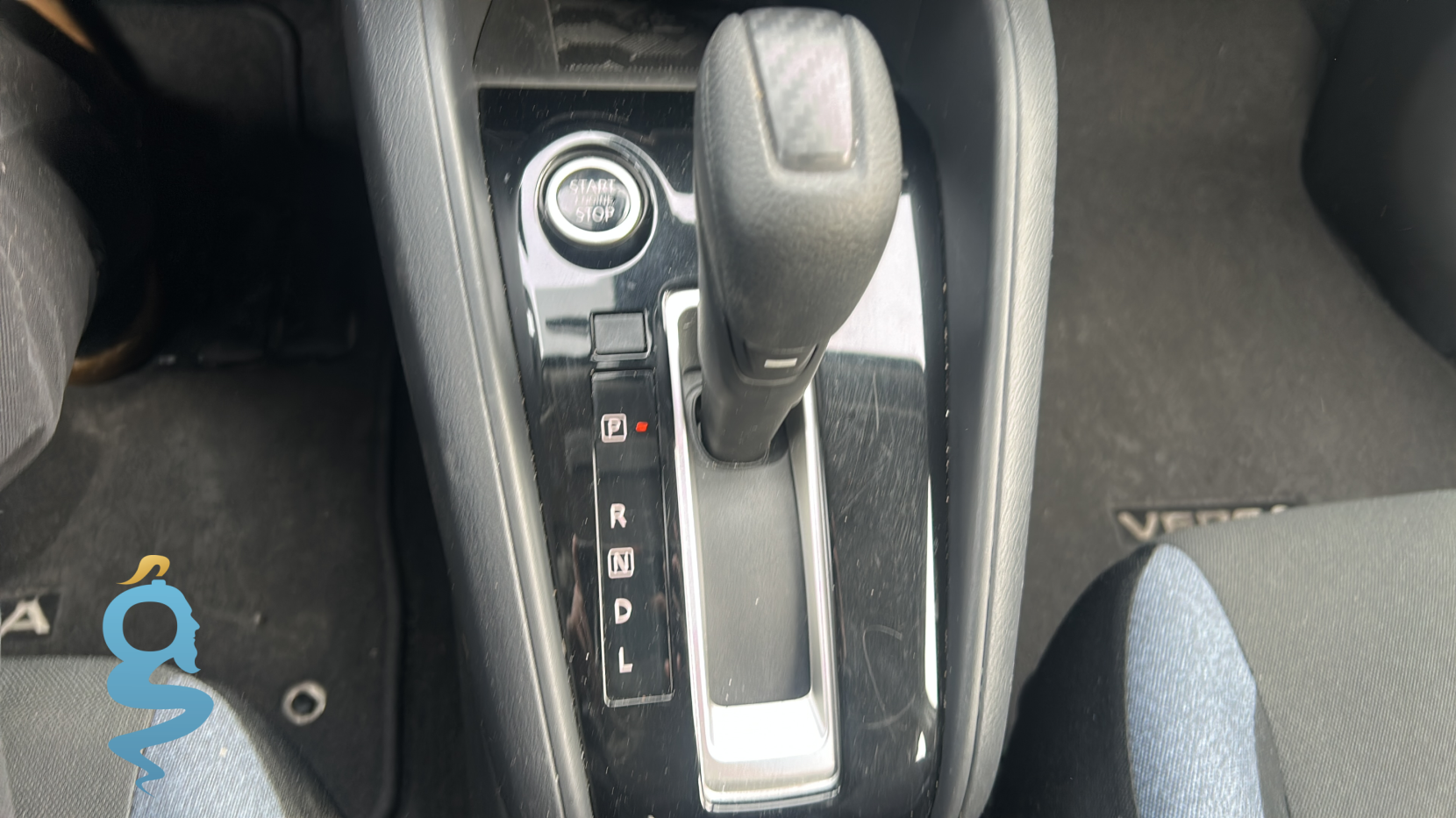 Nissan Versa 1.6 Grade SV