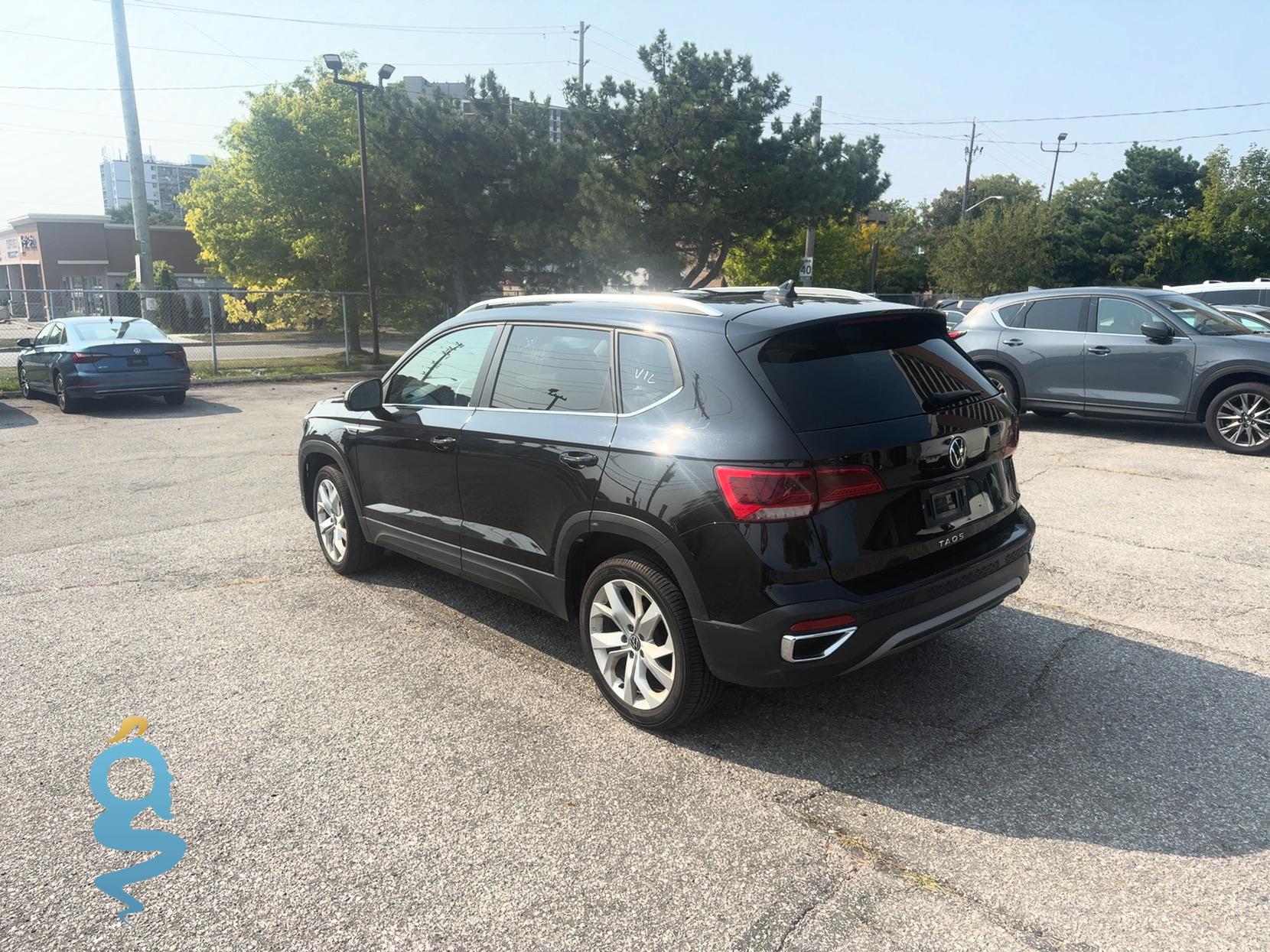 Volkswagen Taos 1.5 Comfortline w/ Sunroof Pkg