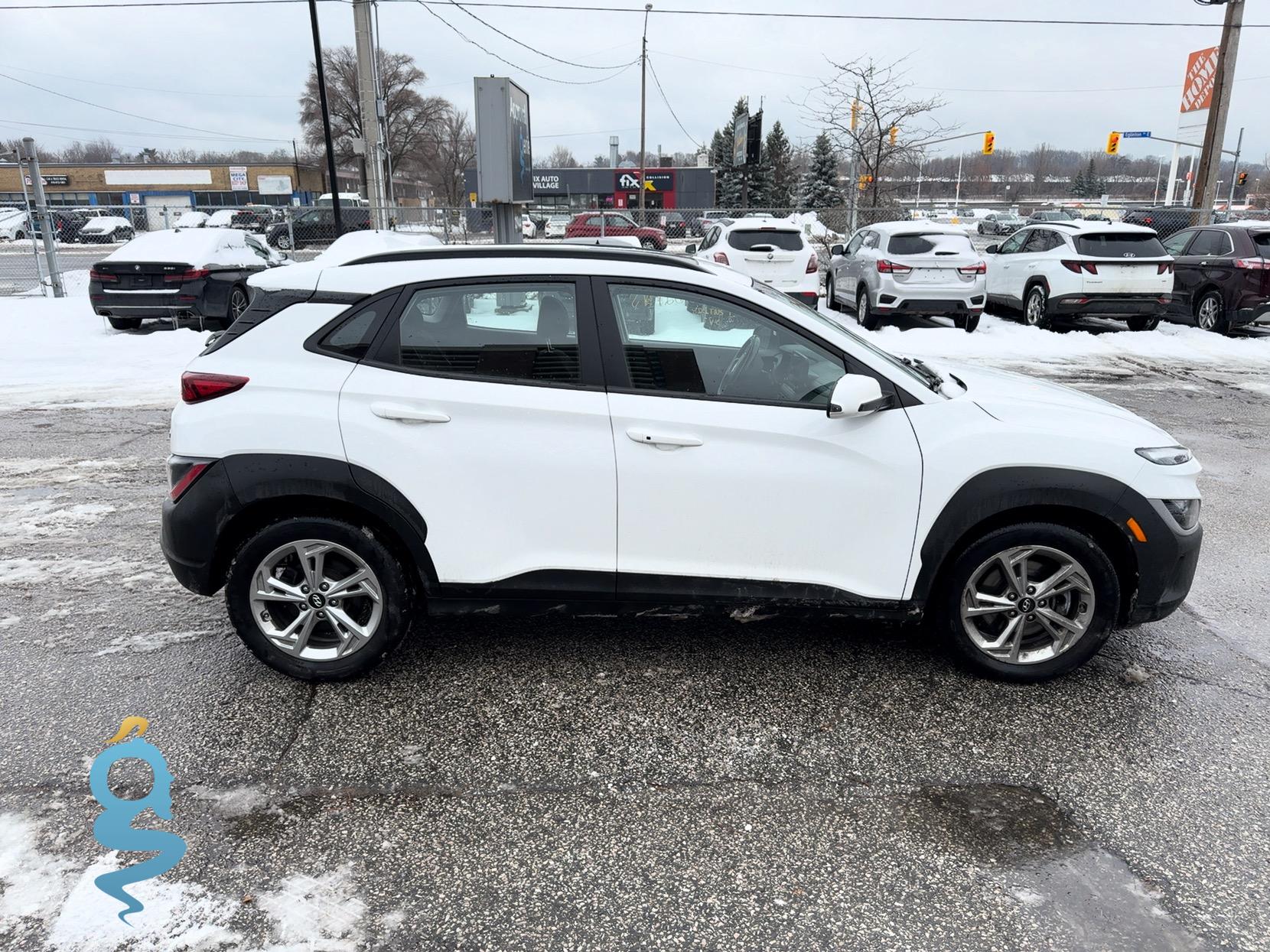 Hyundai Kona 2.0 SEL Without FCA, SEL + Convenience Pkg (without FCA), SE Kona II