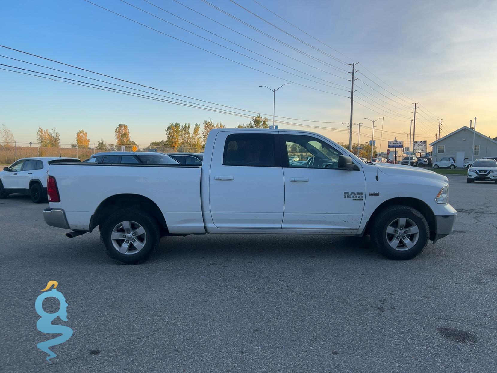 Dodge Ram 1500 5.7 Classic Crew Cab SRW Hemi 