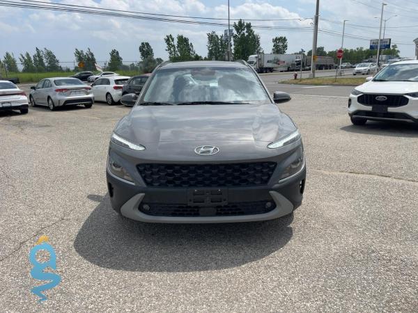 Hyundai Kona 2.0 N Line Base Without FCA, SEL w/o Convenience Pkg Kona II