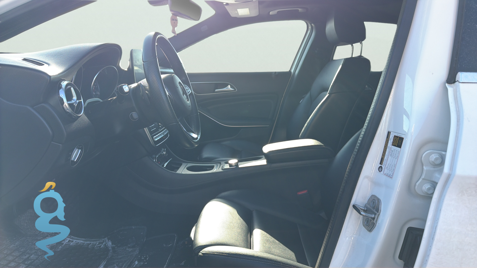 Mercedes-Benz GLA 250 2.0 4-MATIC