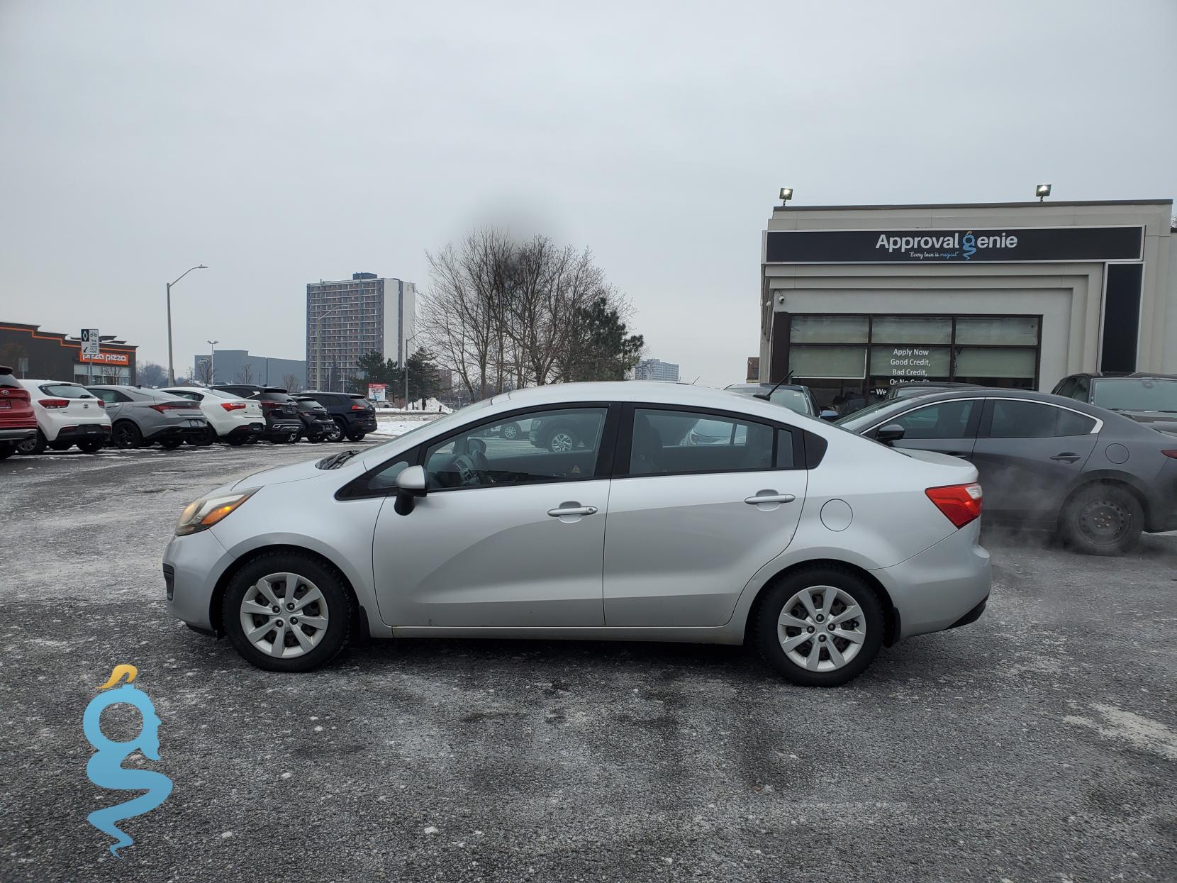 Kia Rio 1.6 GL - Middle-low