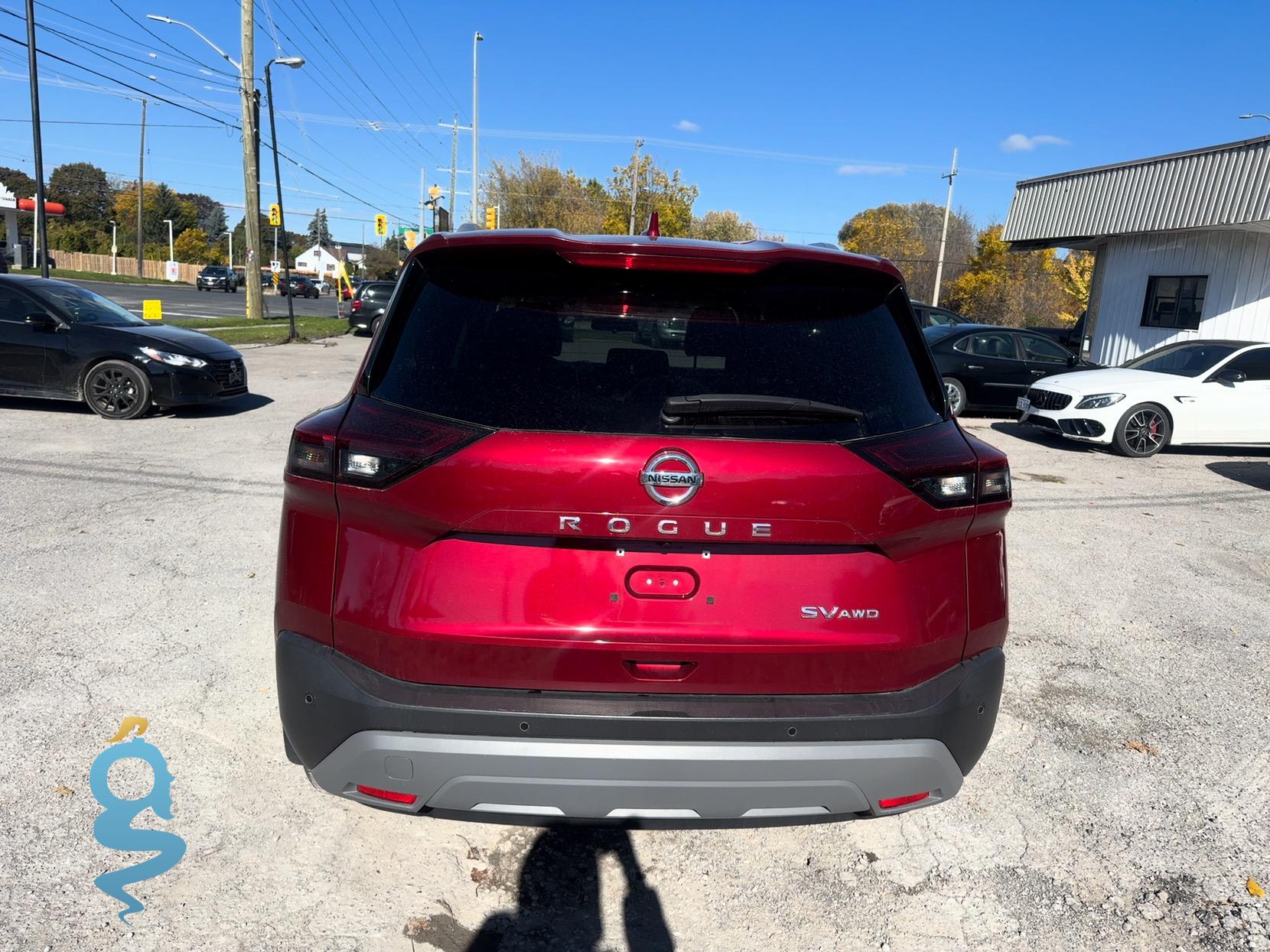 Nissan Rogue 2.5 Grade SV Rogue III (T33)
