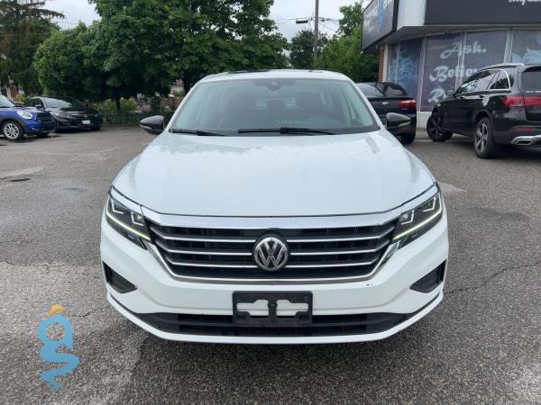 Volkswagen Passat 2.0 Limited Edition Sedan