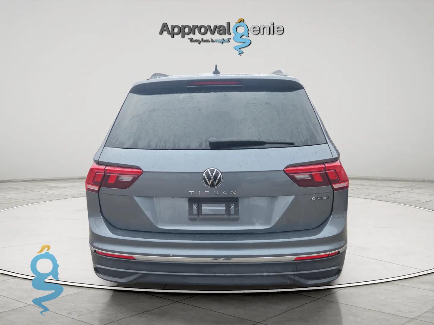 Volkswagen Tiguan 2.0 4Motion SE w/Sunroof Pkg.