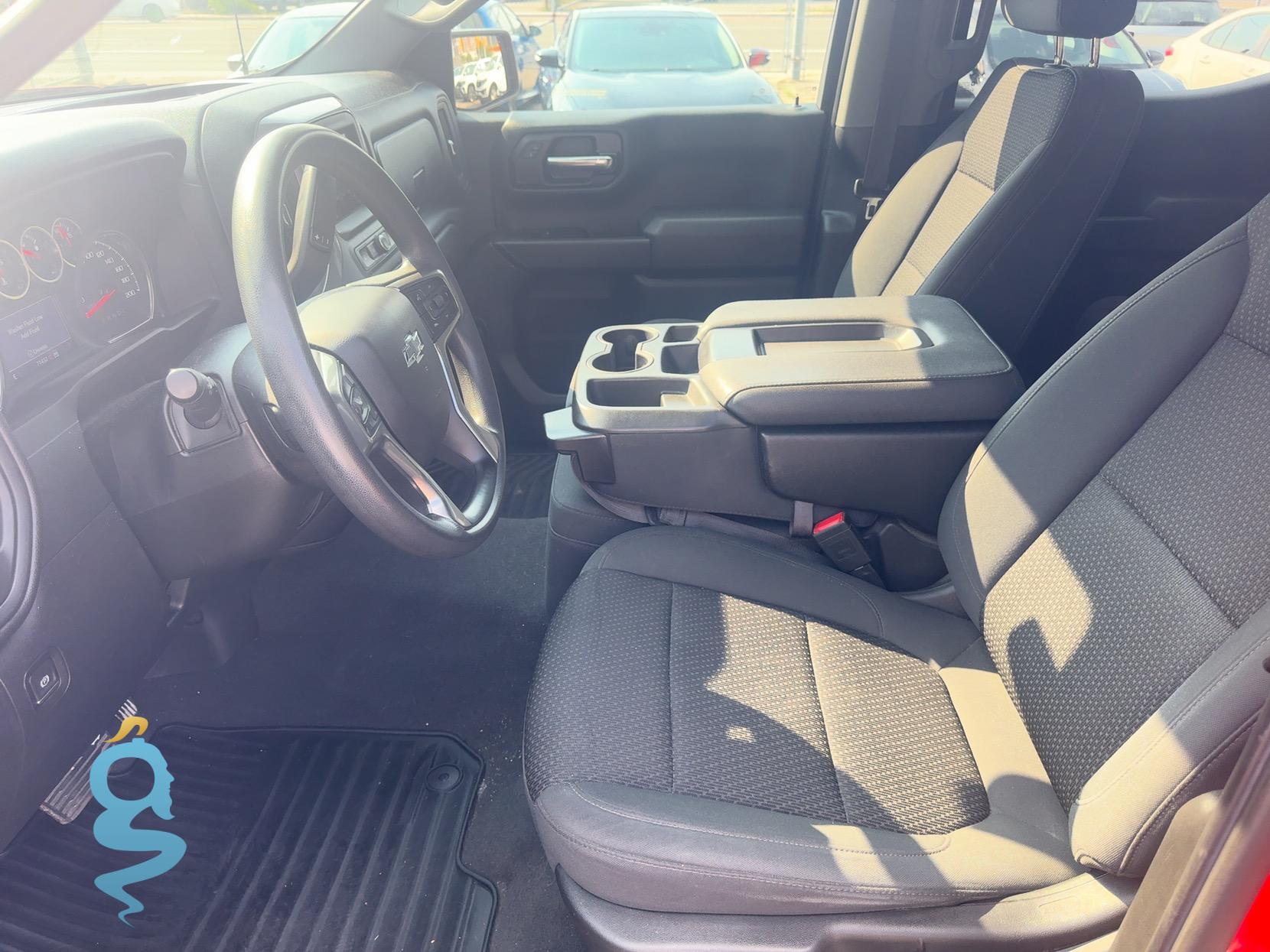 Chevrolet Silverado 2.7 Custom 1500