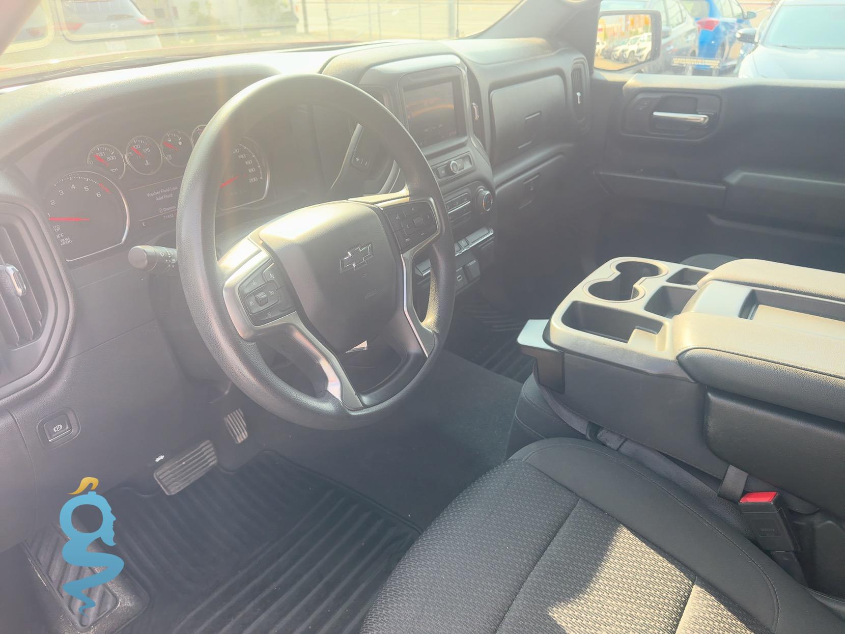 Chevrolet Silverado 2.7 Custom 1500