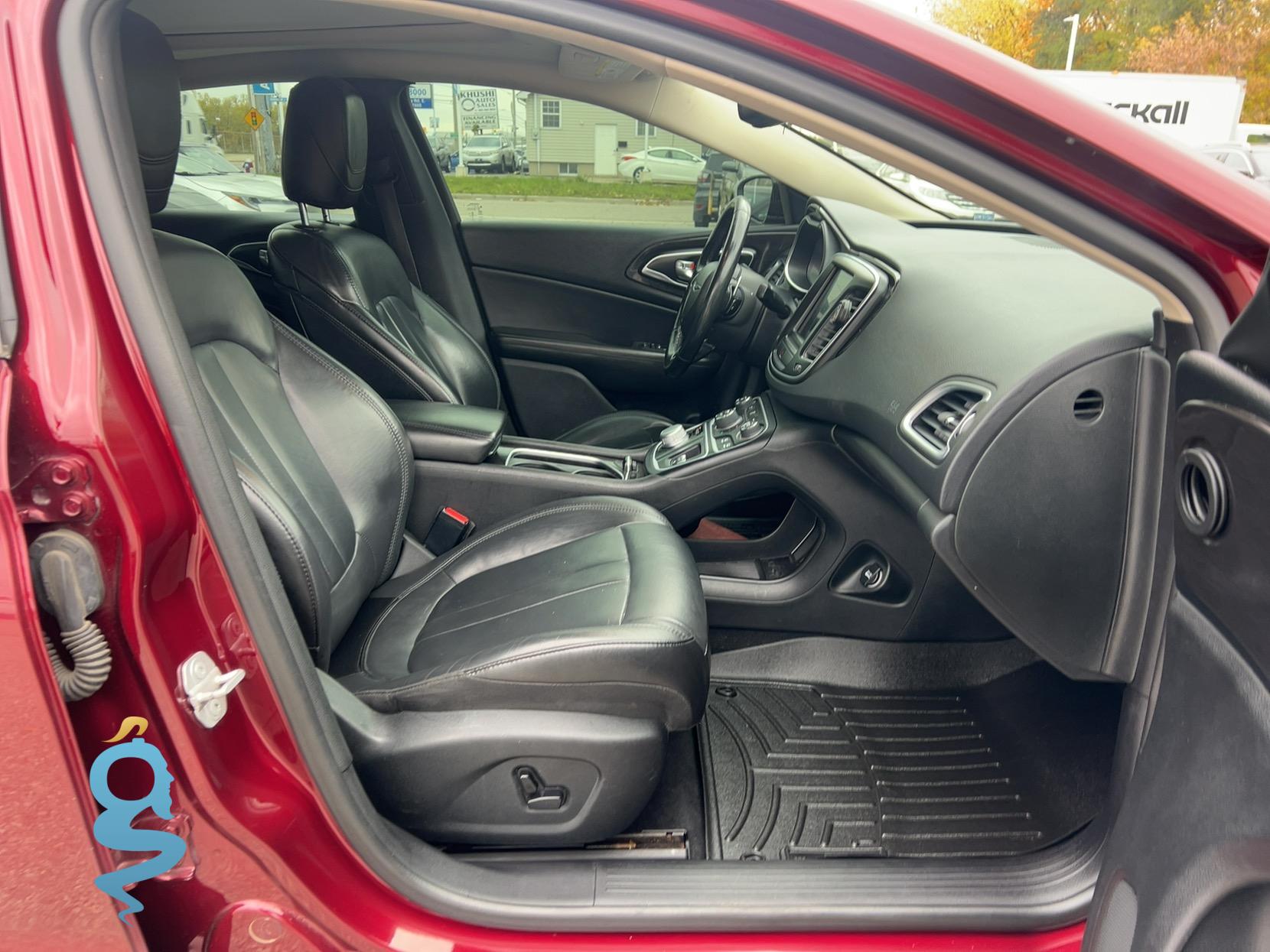 Chrysler 200 3.6 200C UF