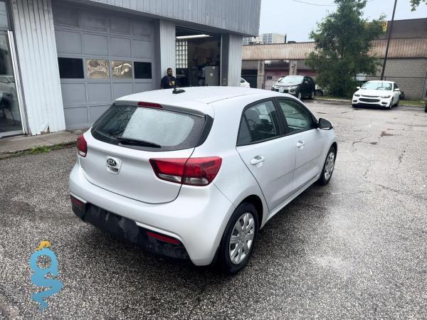 Kia Rio 1.6 LX, S